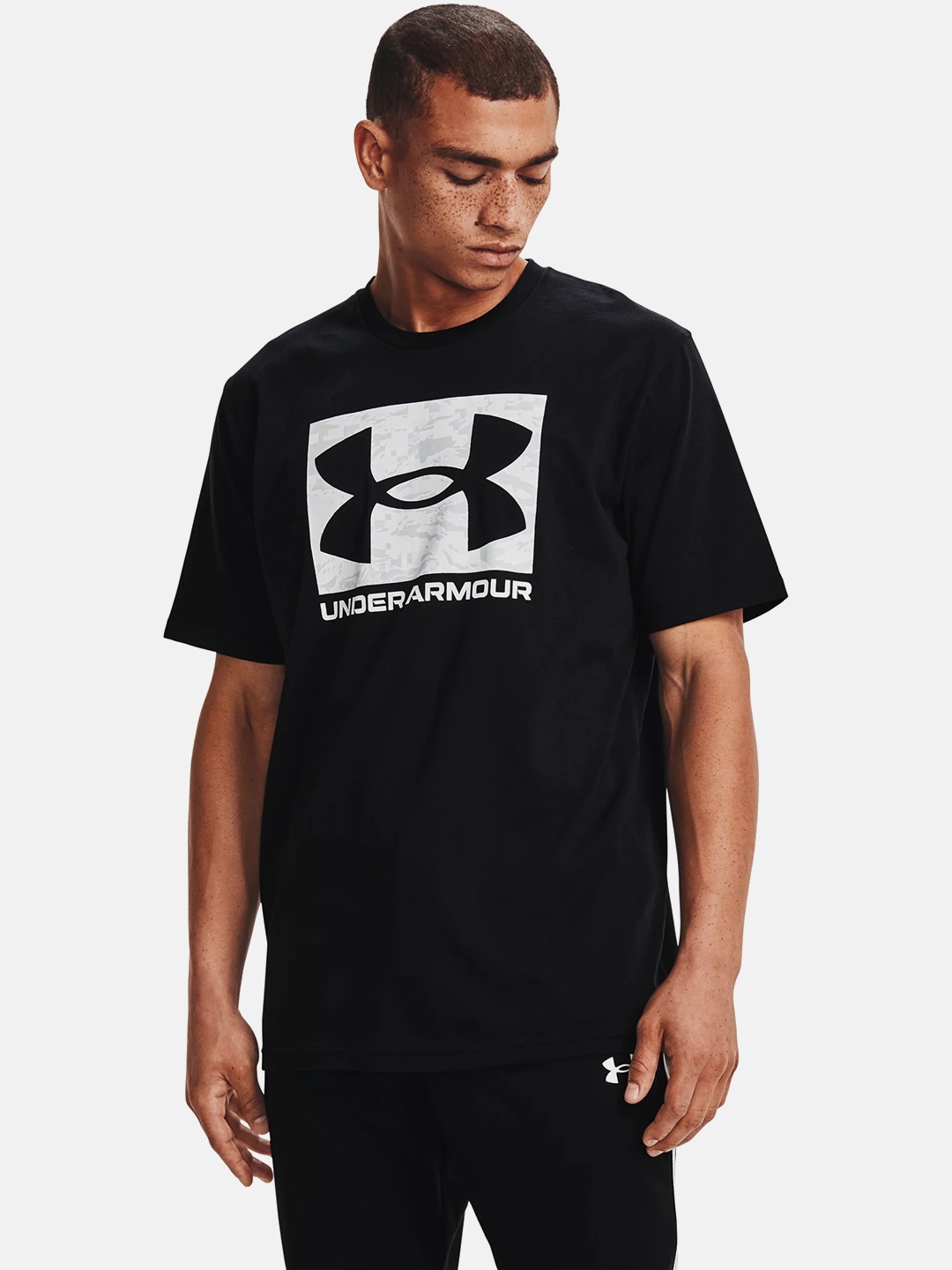 

UNDER ARMOUR Brand Logo Printed Fast-Drying Loose-Fit ABC Camo Boxed T-shirt, Black