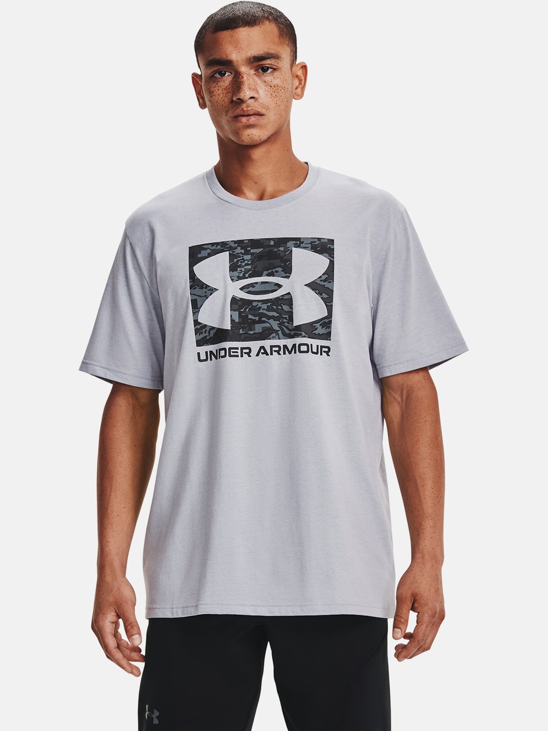 

UNDER ARMOUR ABC Camo Boxed Logo SS T-shirt, Grey melange