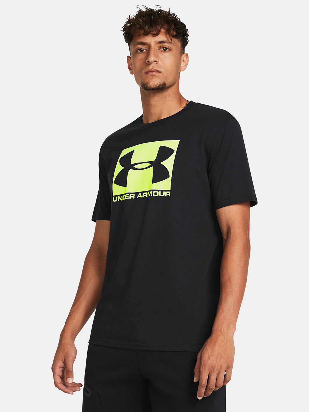

UNDER ARMOUR Brand Logo Print Boxed Sportstyle Round Neck T-shirt, Black