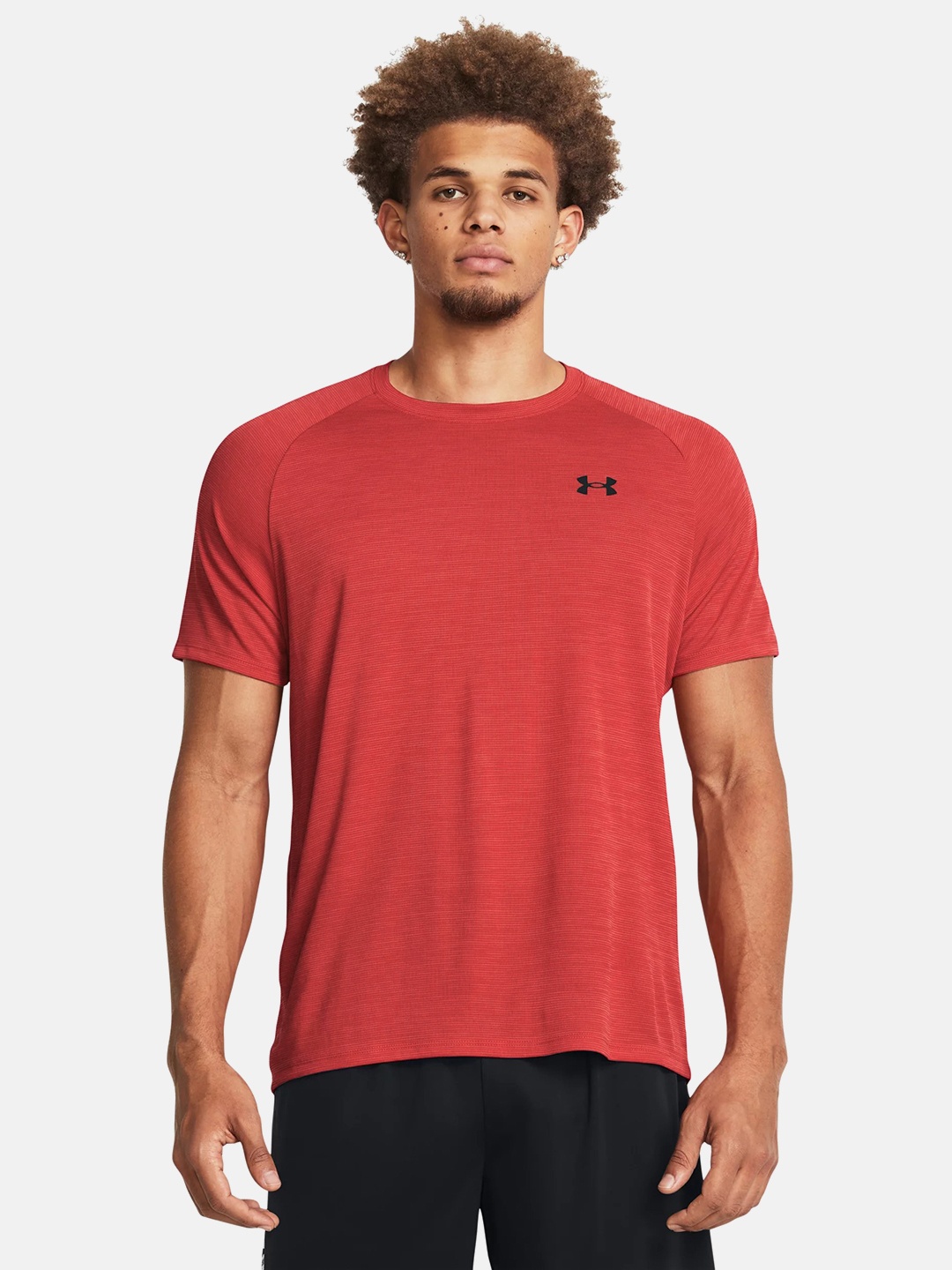 

UNDER ARMOUR Tech Textured Short Sleeve T-shirt, Red