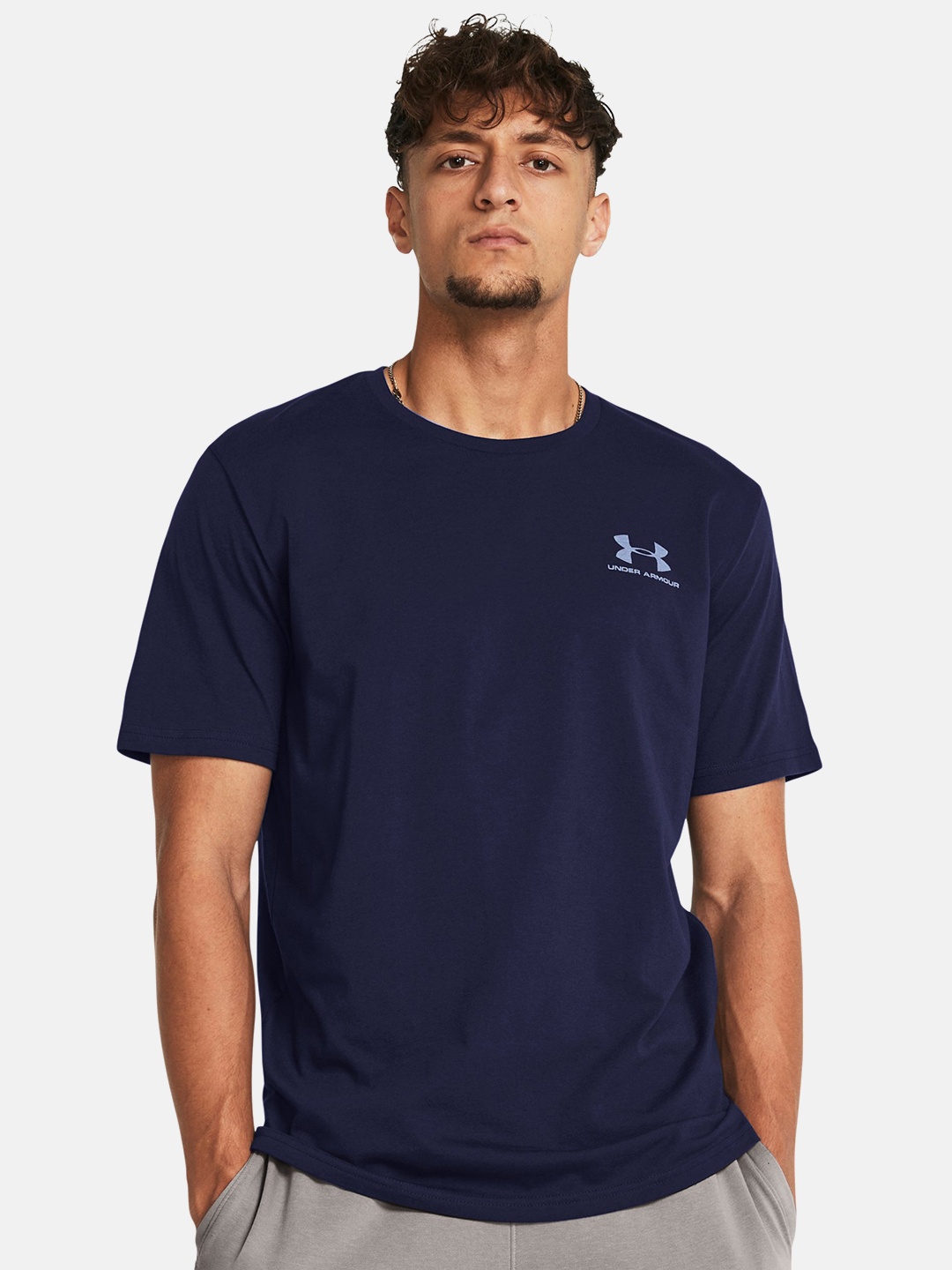 

UNDER ARMOUR Short Sleeves Round Neck Sports T-shirt, Navy blue