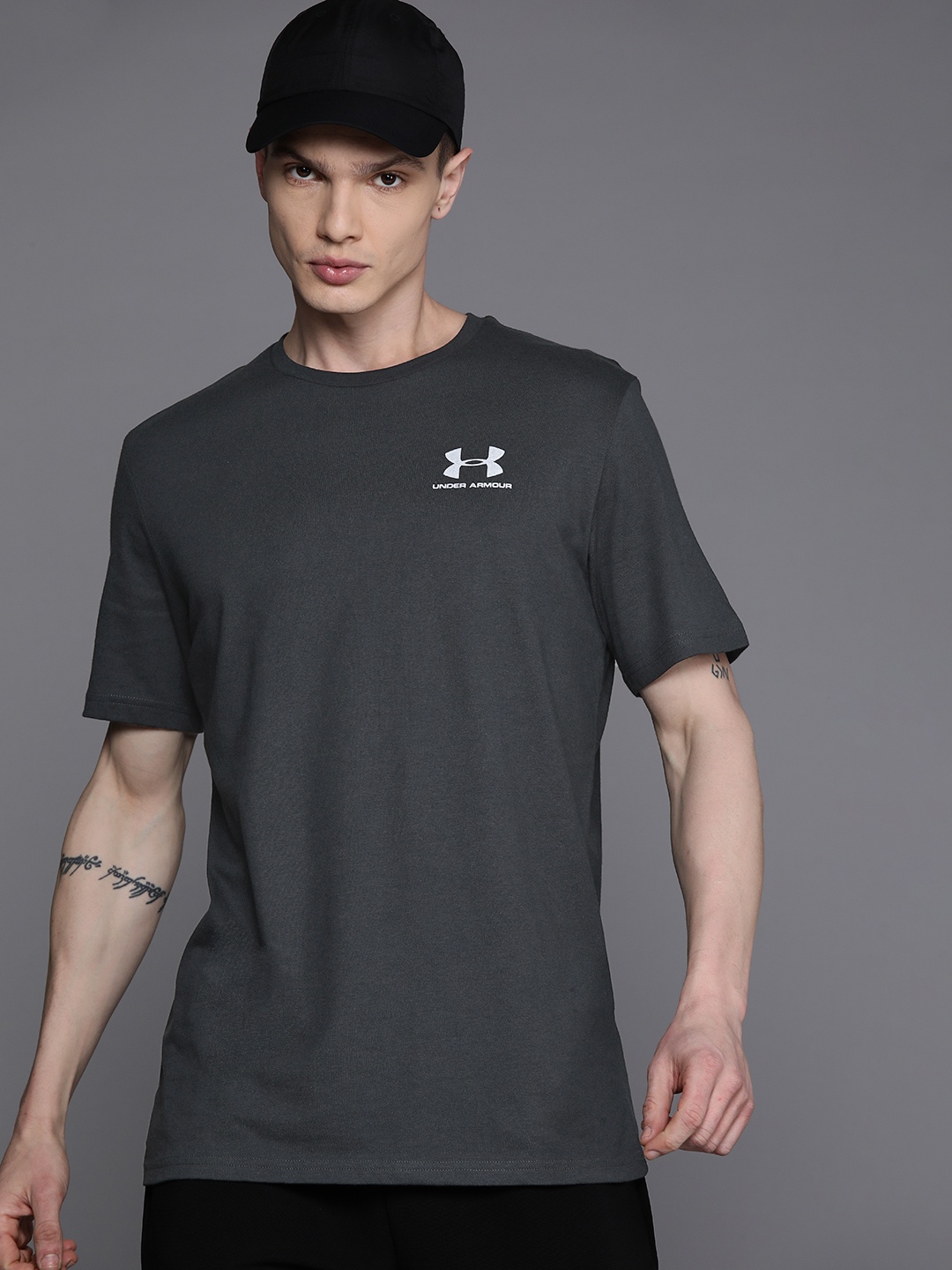 

UNDER ARMOUR Quick-Dry Sportstyle T-shirt, Charcoal