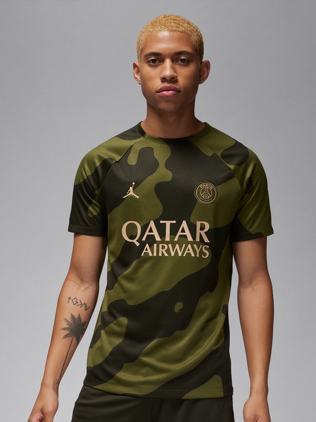 

Nike Paris Saint-Germain Academy Pro Fourth Jordan Dri-FIT Football Pre-Match T-Shirt, Green