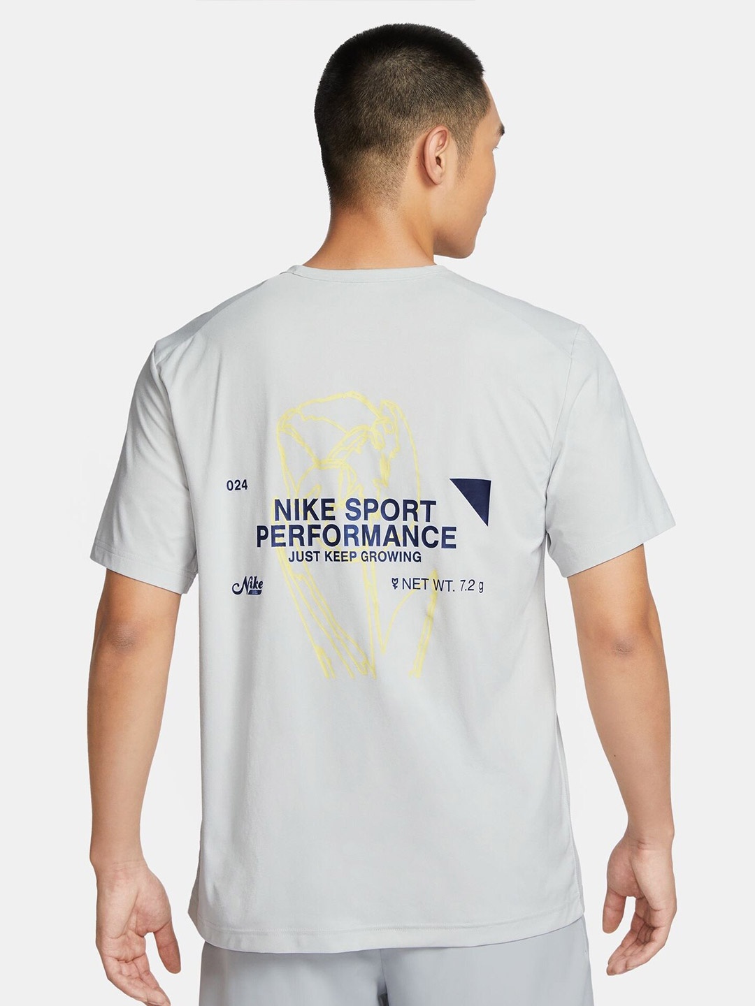 

Nike Hyverse Printed Dri-FIT UV Short-Sleeves Versatile T-Shirt, Grey