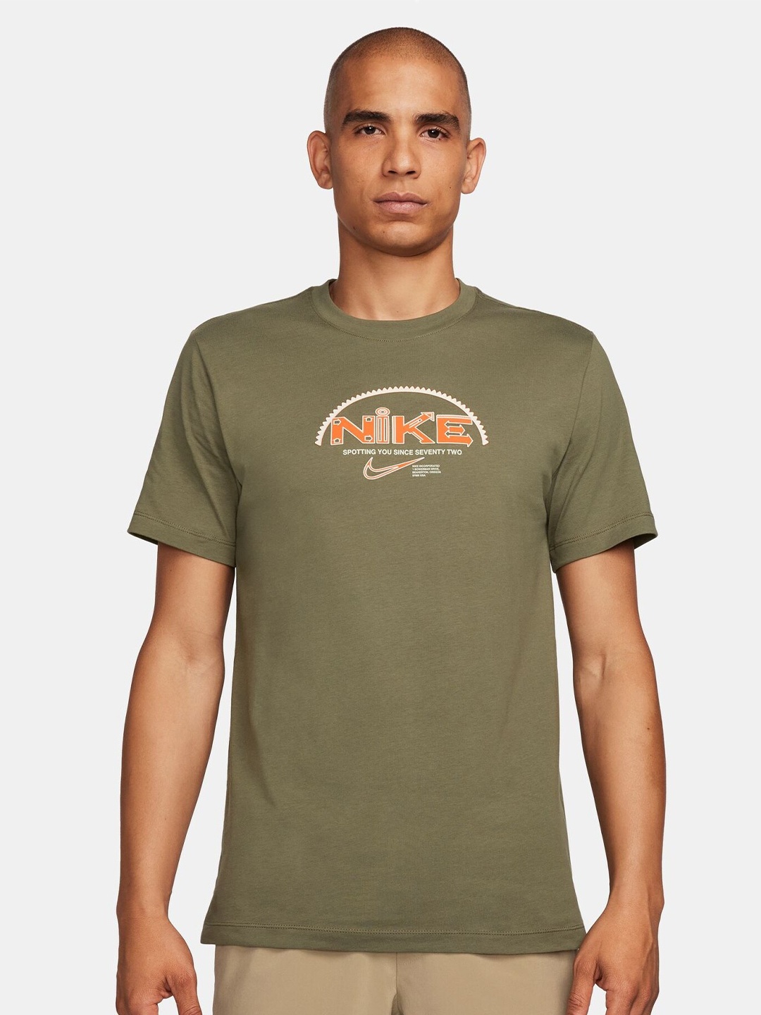 

Nike Men Fitness T-Shirt, Olive