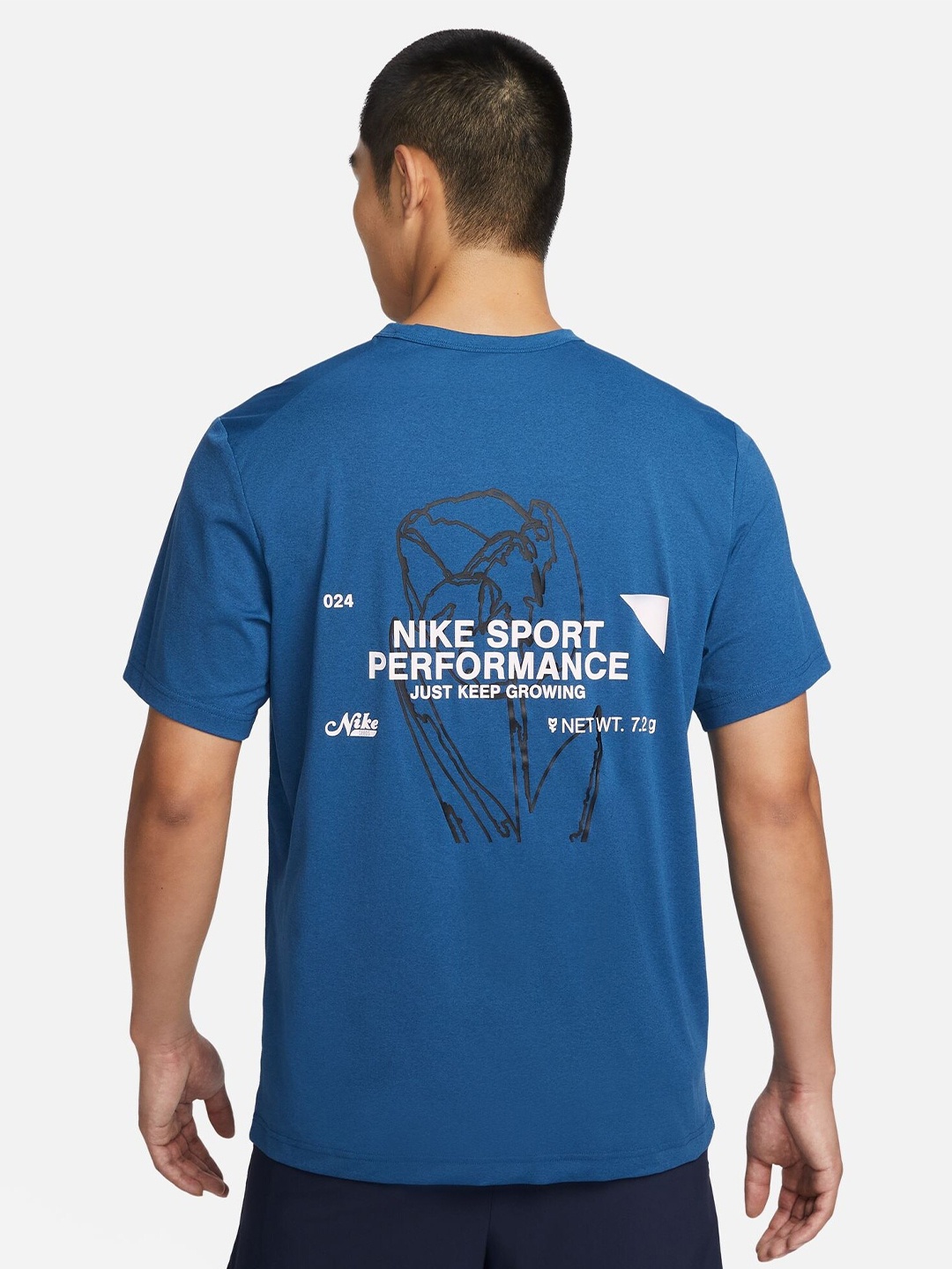 

Nike Hyverse Dri-FIT UV Short-Sleeves Versatile T-Shirt, Blue