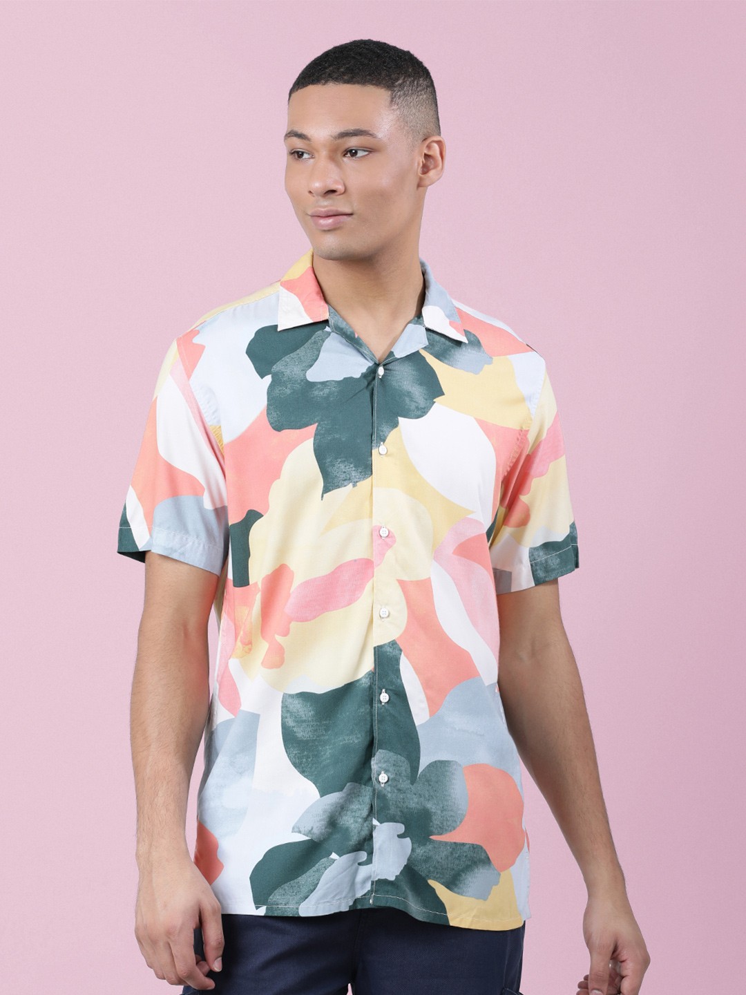 

Bene Kleed Spread Collar Opaque Printed Casual Shirt, Beige