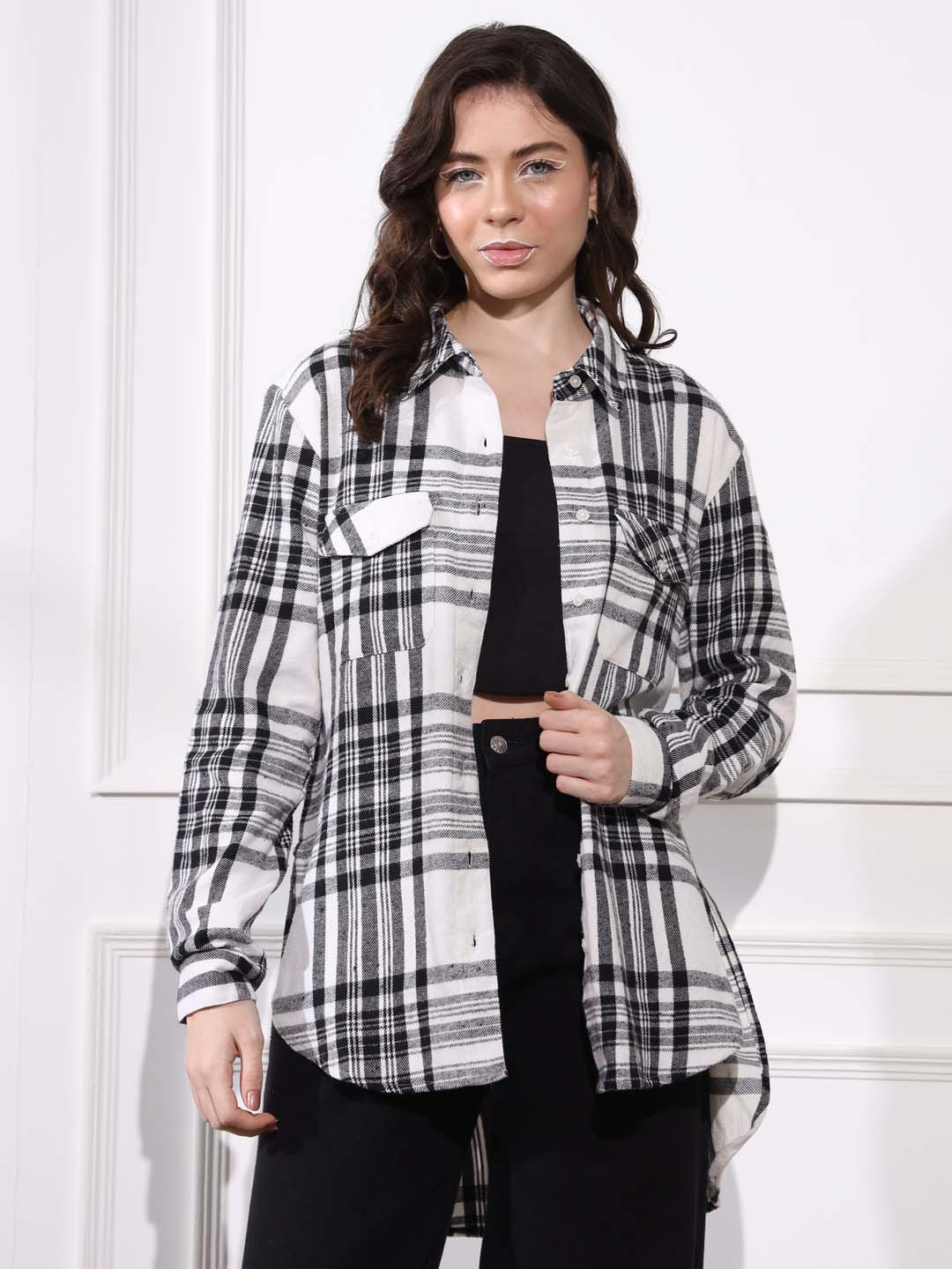 

BELAVINE Spread Collar Tartan Checked High-Low Oversized Casual Shirt, White