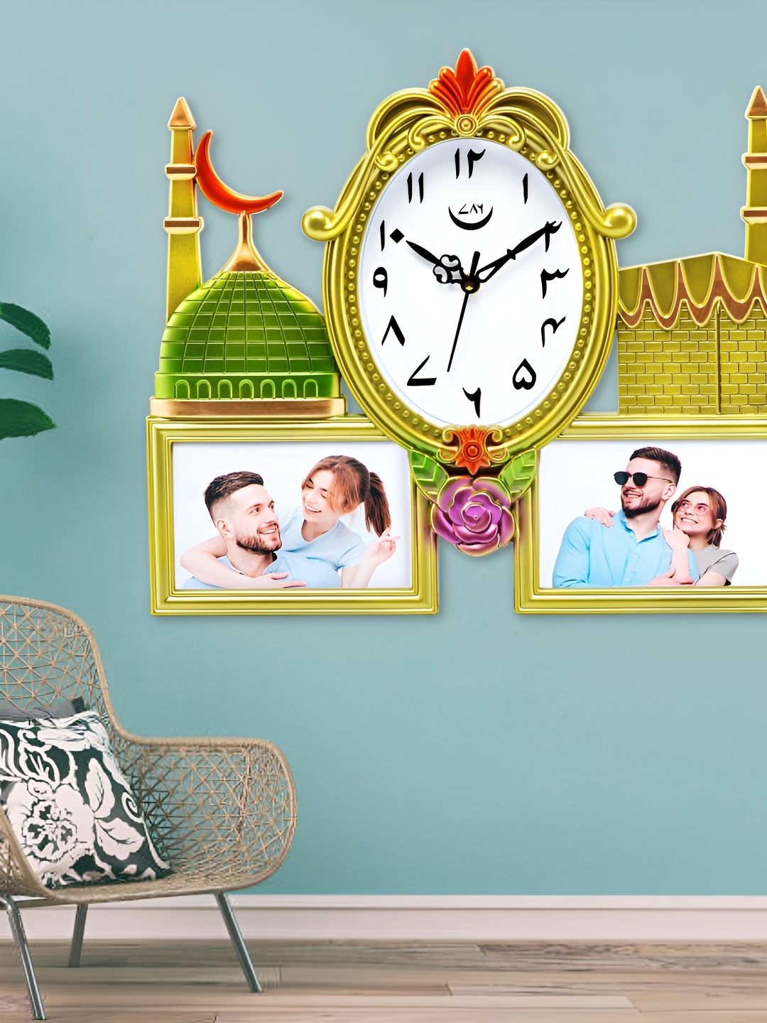 

Attractionz Gold-Toned & Green Textured Oval Analogue Contemporary Wall Clock
