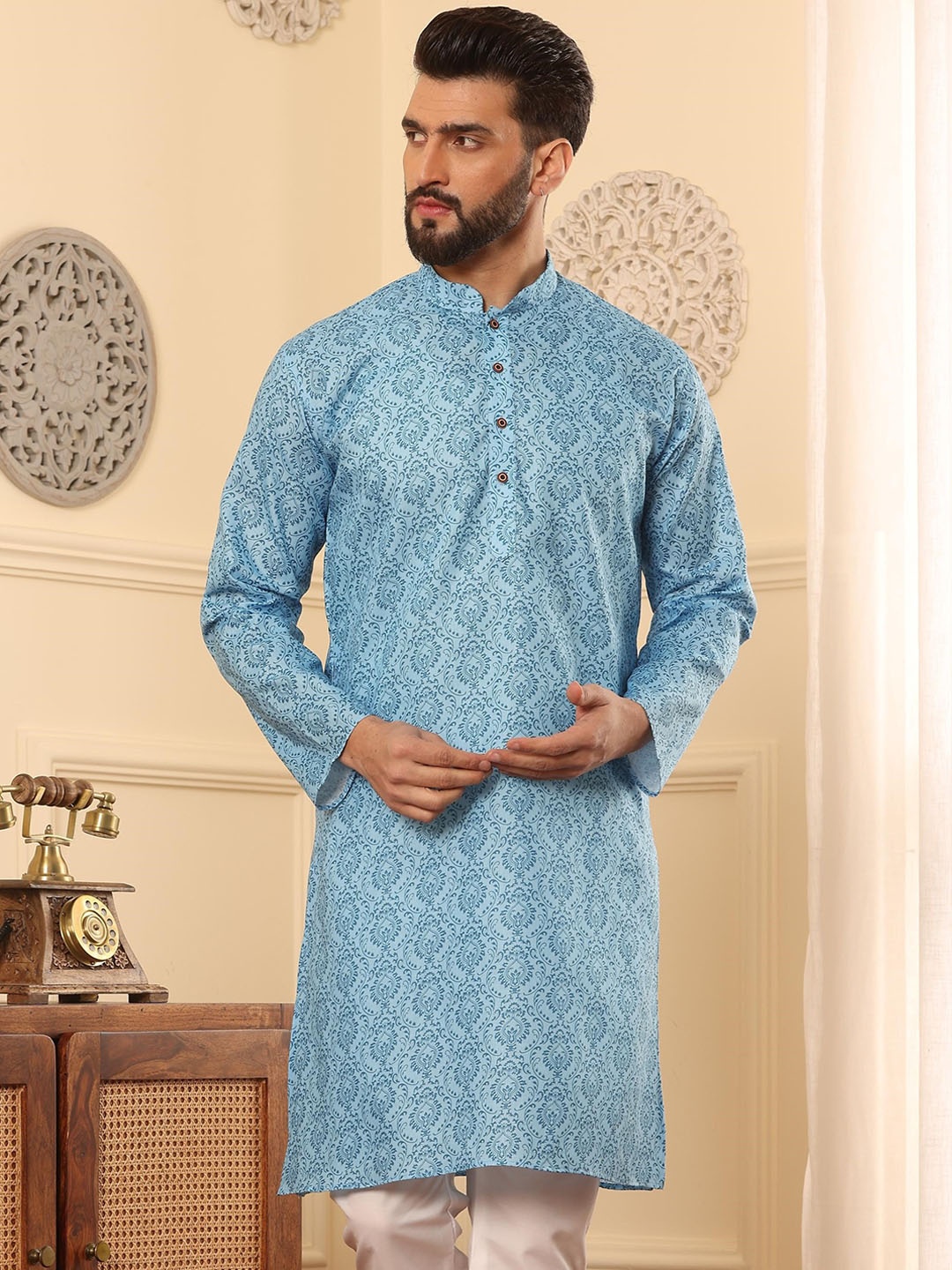 

Armaan Ethnic Ethnic Motifs Printed Cotton Kurta, Blue