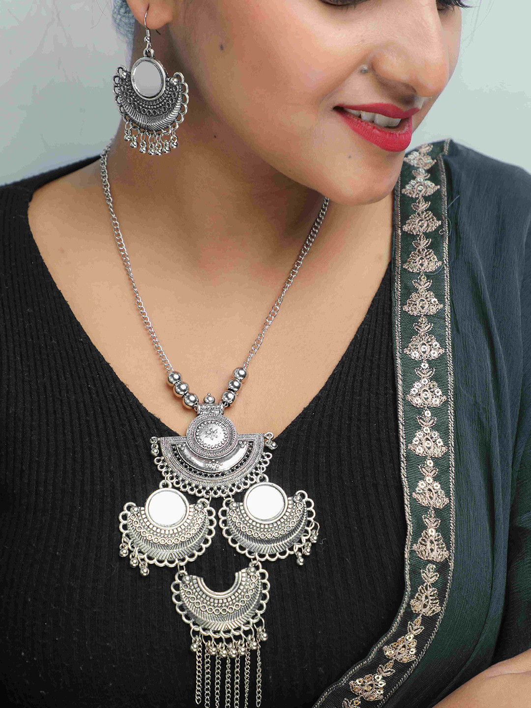 

VOJ Silver-Plated Oxidised Jewellery Set