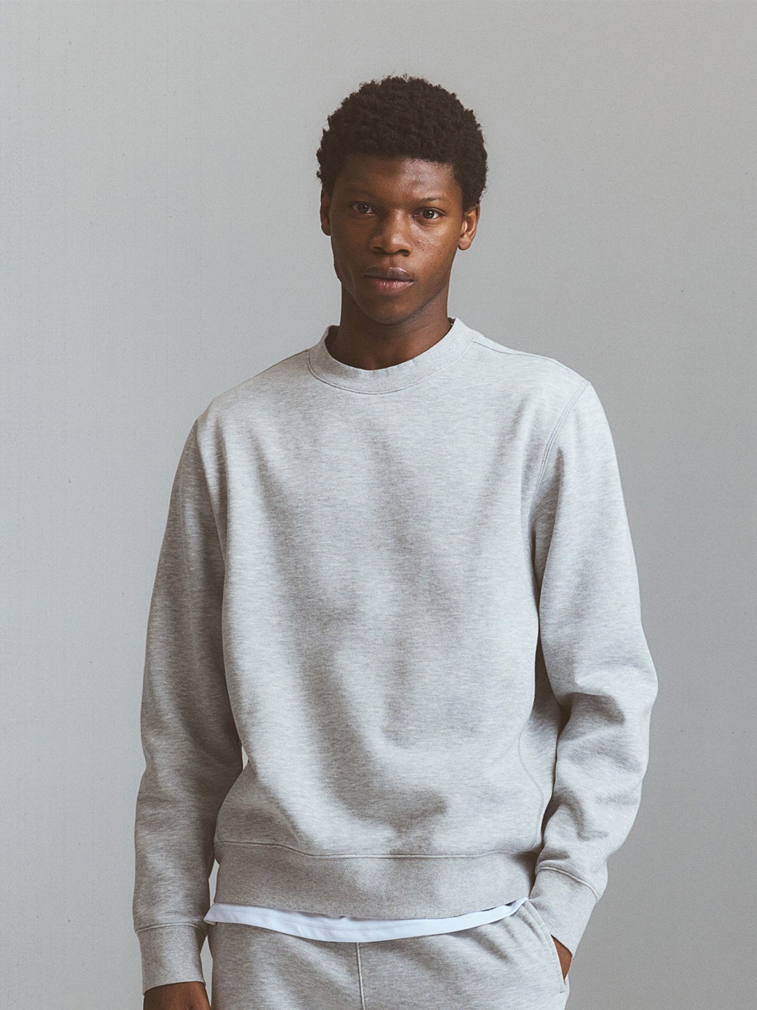 

H&M DryMove Sports Sweatshirt, Grey