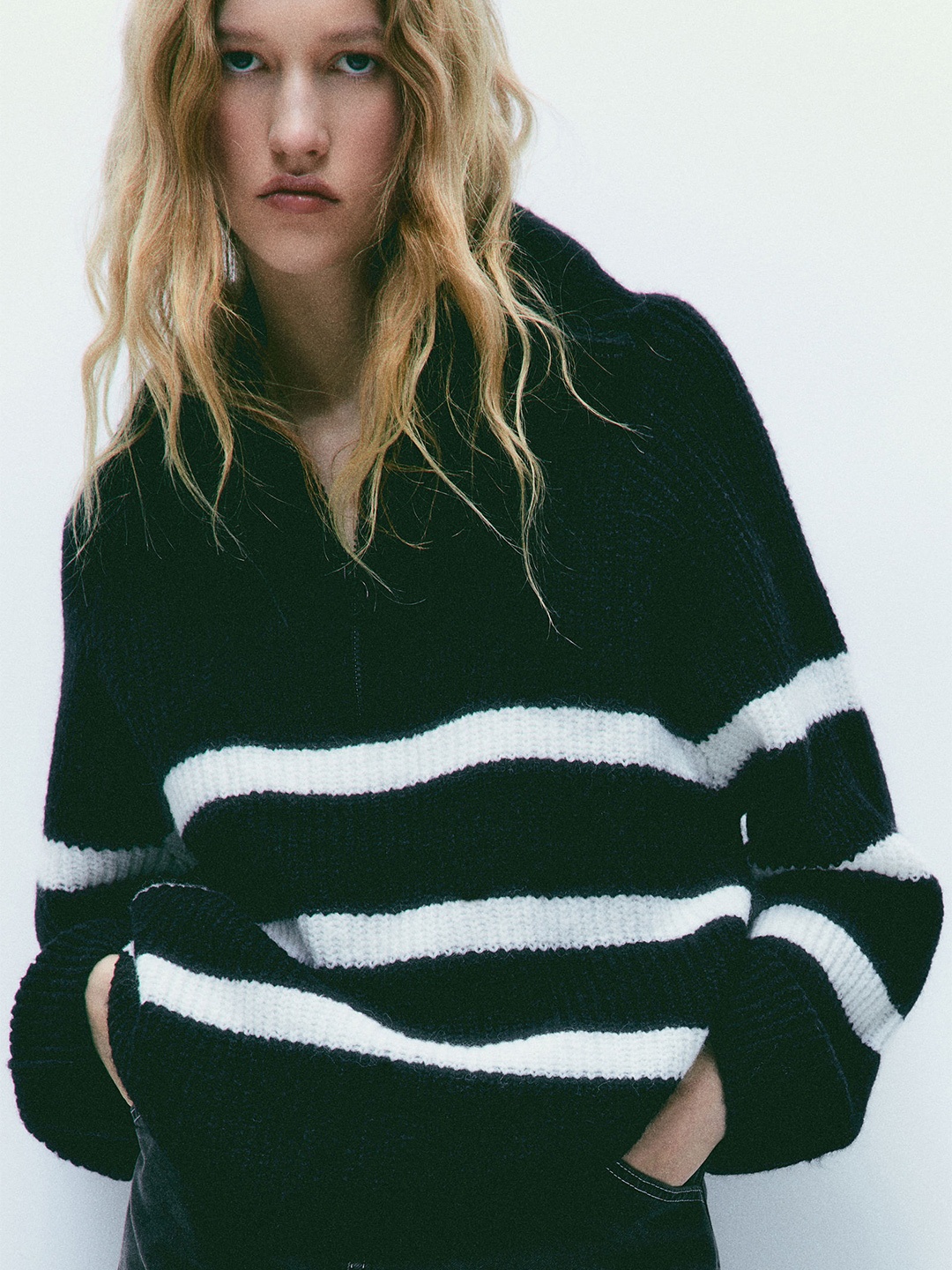 

H&M Oversized Zip-Top Jumper, Black