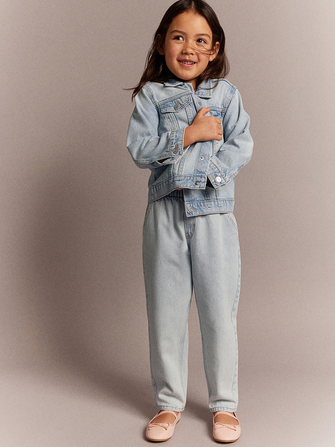 

H&M Girls Relaxed Fit Jeans, Blue
