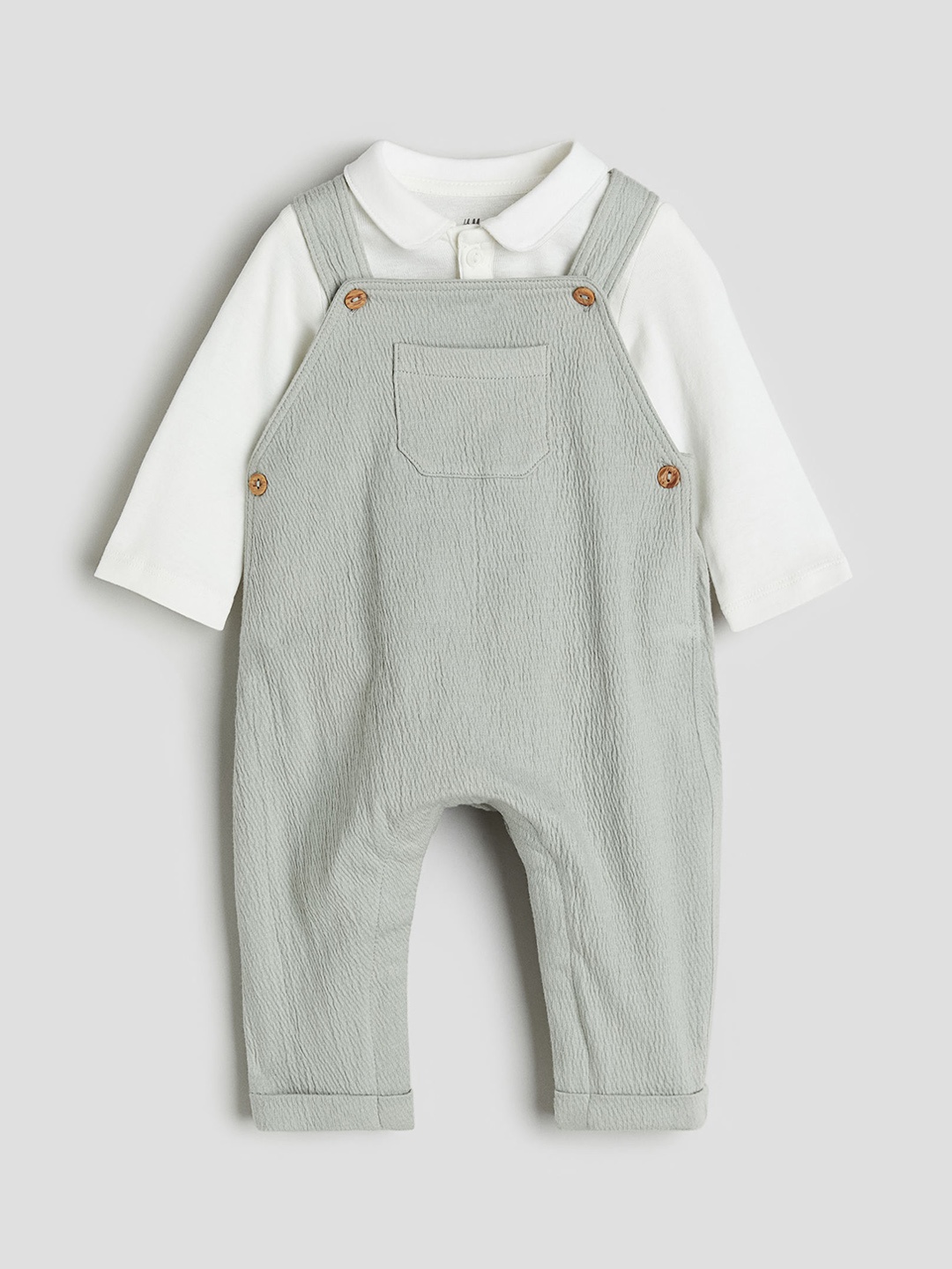 

H&M Infant Boys 2-Piece Pure Cotton Dungaree Set, Green