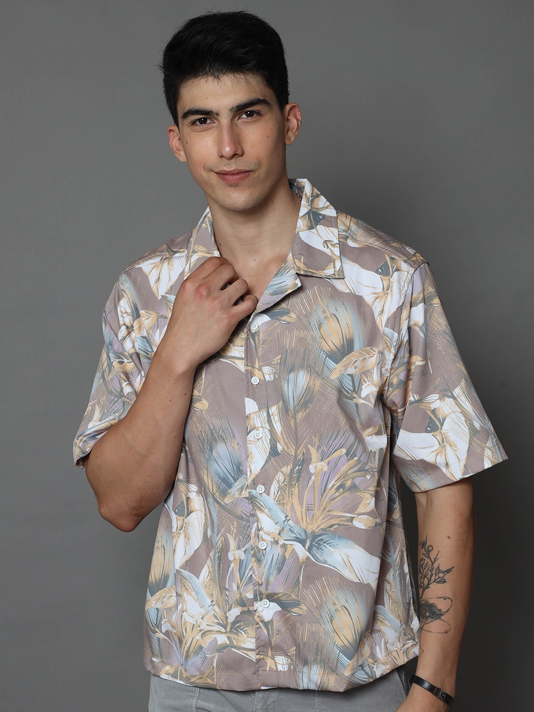 

Skewdeck Comfort Abstract Printed Cuban Collar Cotton Casual Shirt, White