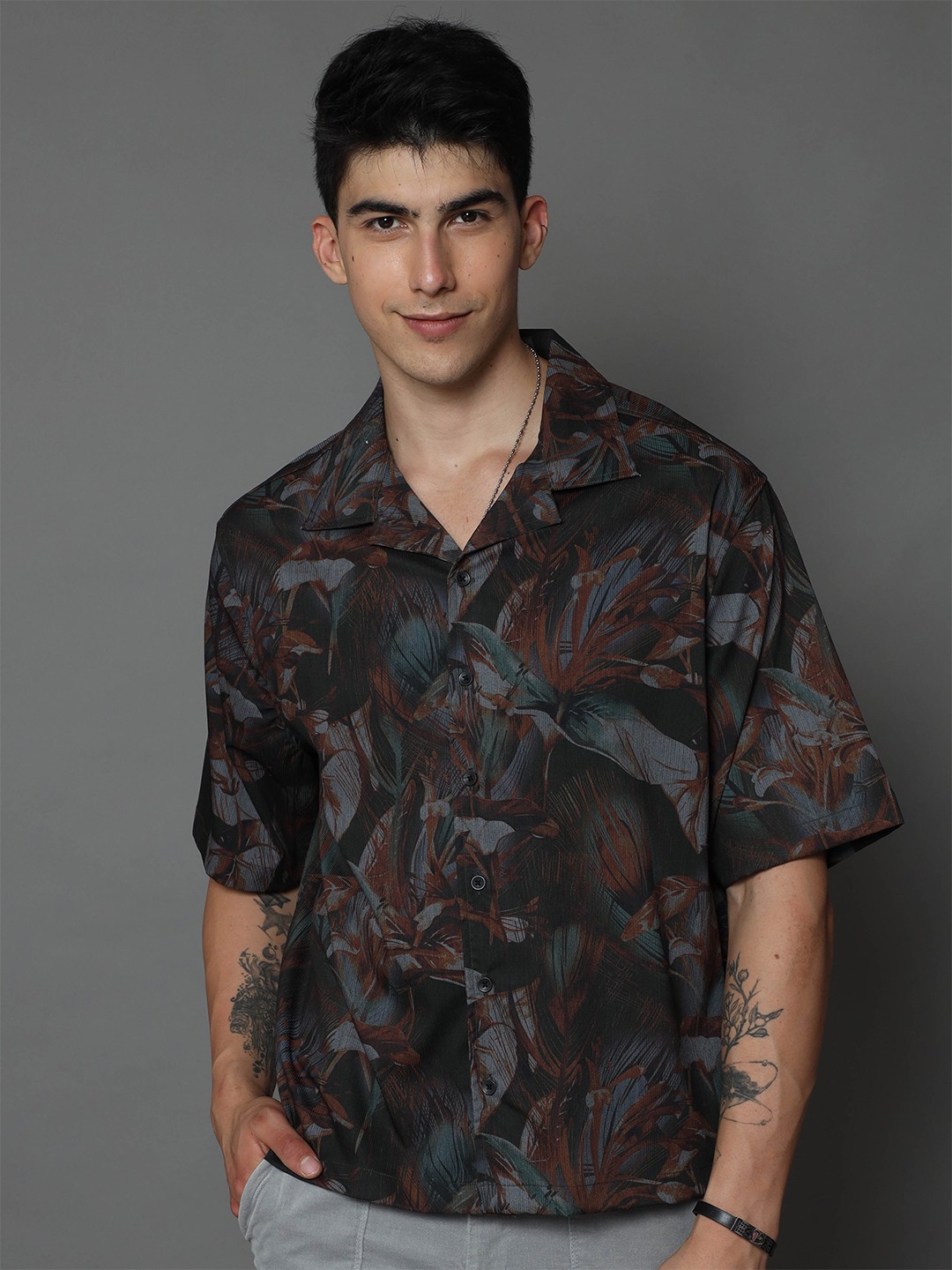 

Skewdeck Comfort Floral Printed Cuban Collar Cotton Casual Shirt, Black