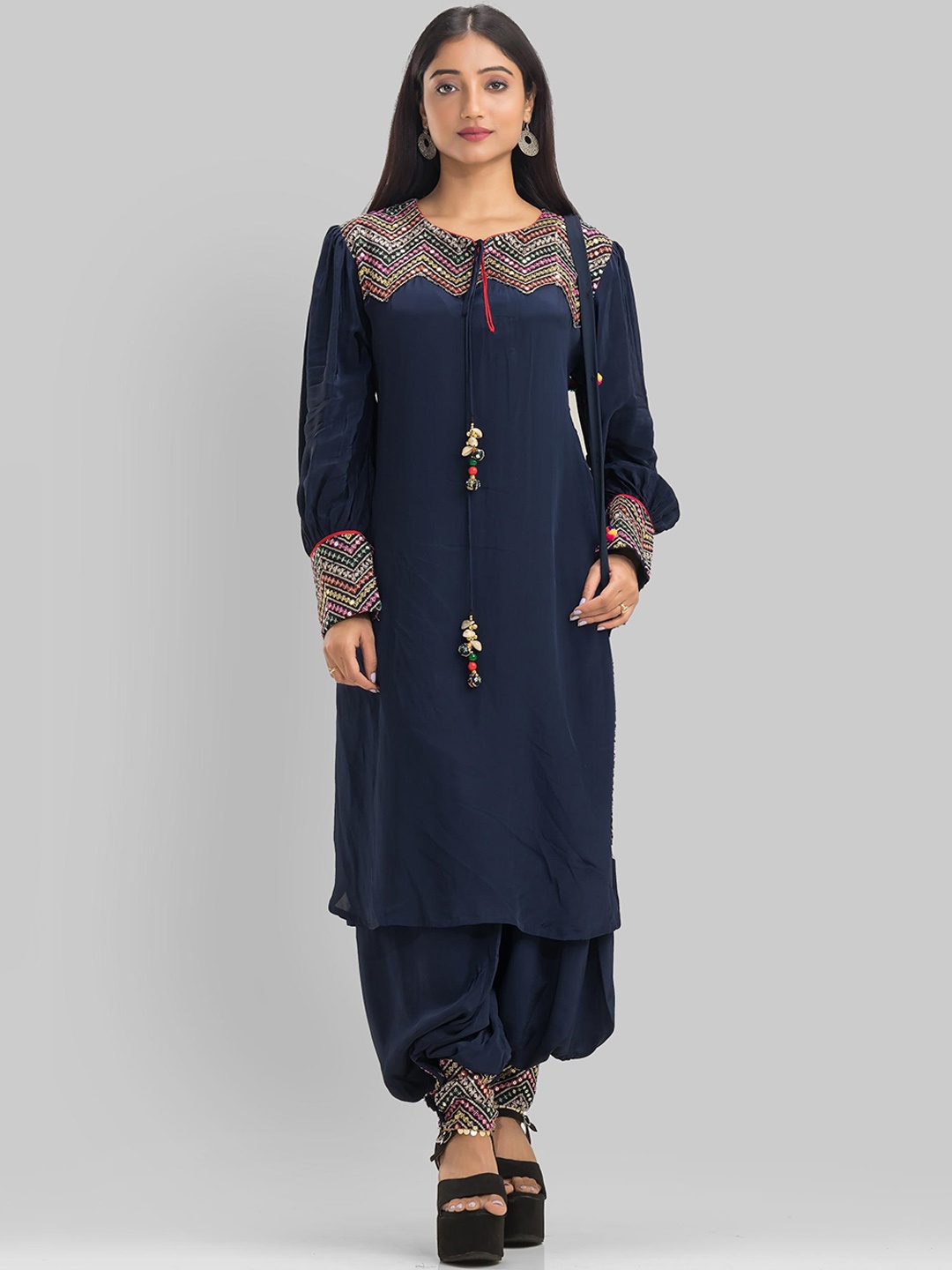 

SACRED SUTA Embroidered Tie-Up Neck Thread Work Straight Kurta with Salwar, Blue