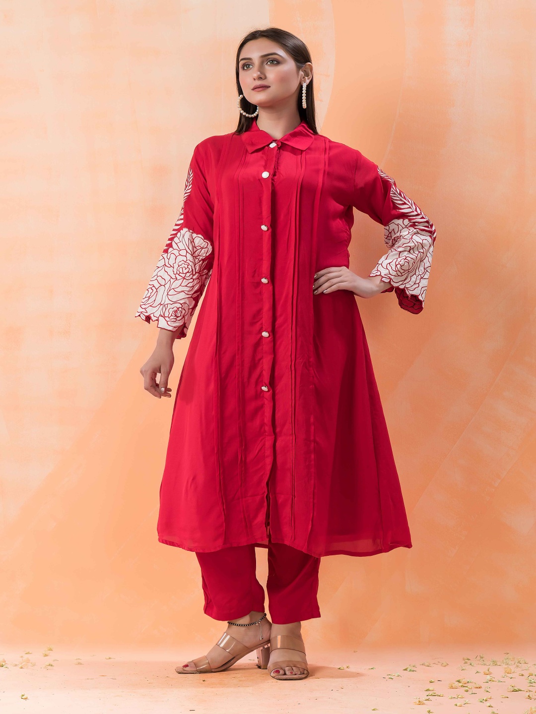 

SACRED SUTA Ethnic Motifs Printed Shirt Collar Straight Kurta with Salwar, Red