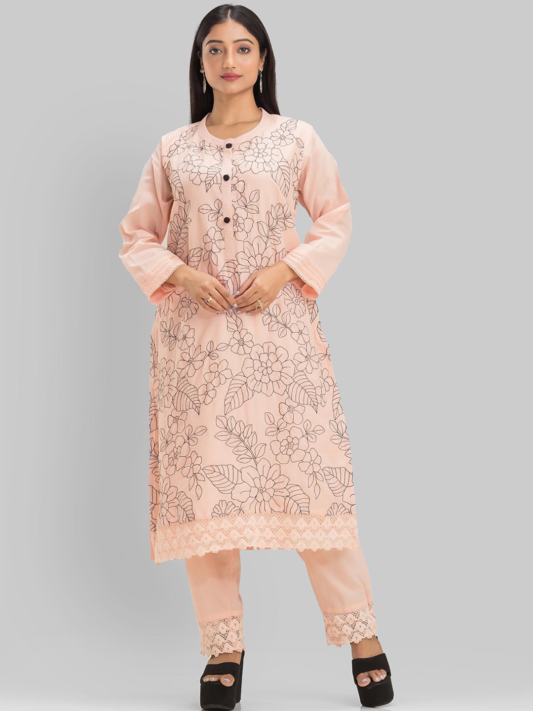 

SACRED SUTA Floral Printed Round Neck Regular Silk Crepe Kurta with Trouser, Peach