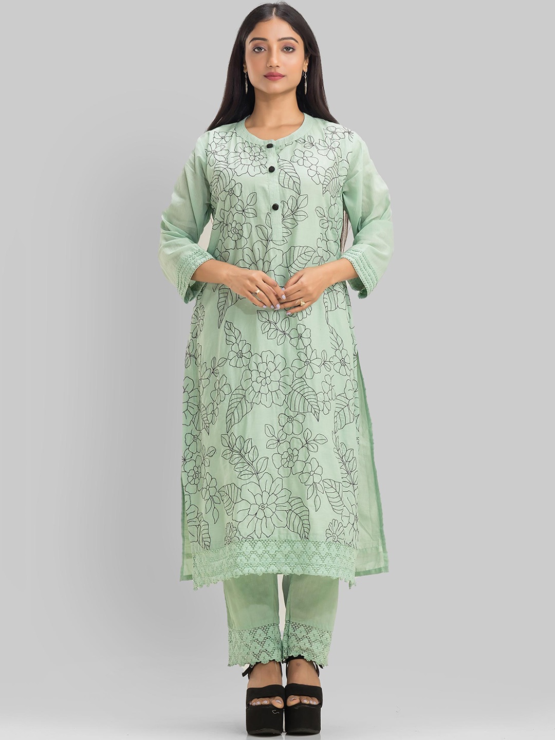 

SACRED SUTA Floral Printed Round Neck Three Quarter Sleeves Regular Kurta with Trouser, Green