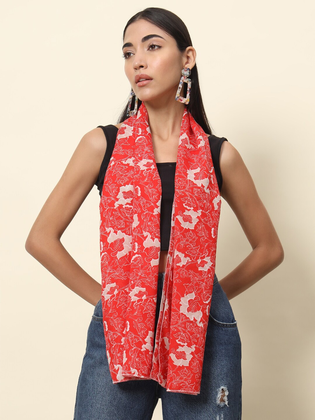 

Trend Arrest Floral Printed Scarf, Red