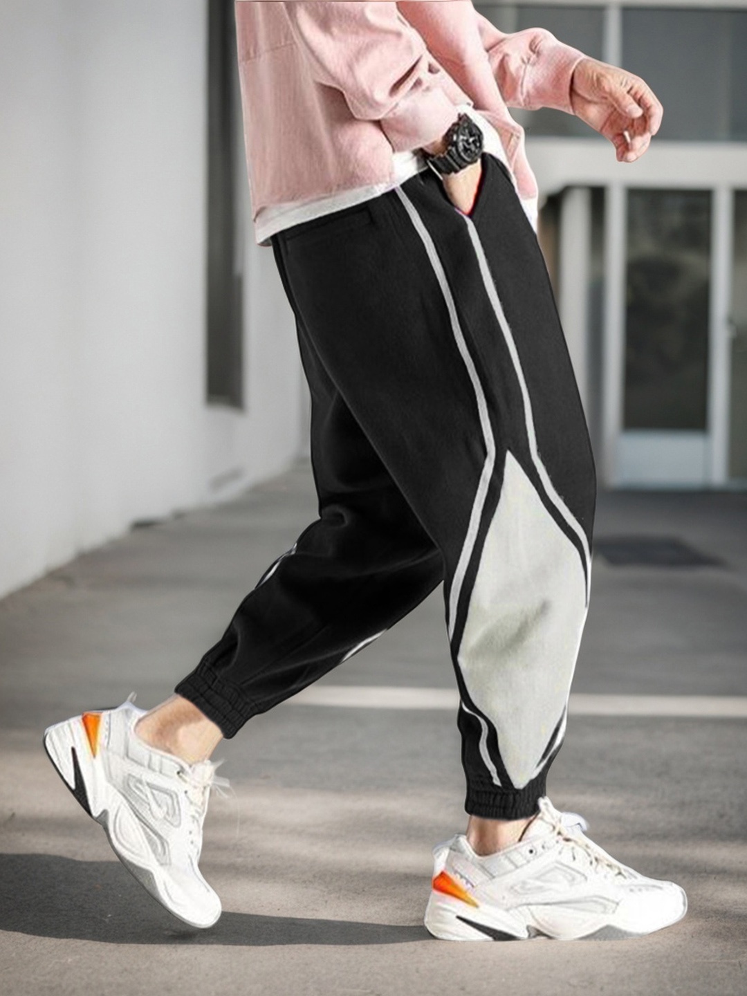 

NOBERO Men Oversized Relaxed Colourblocked Pure Cotton Joggers, Black
