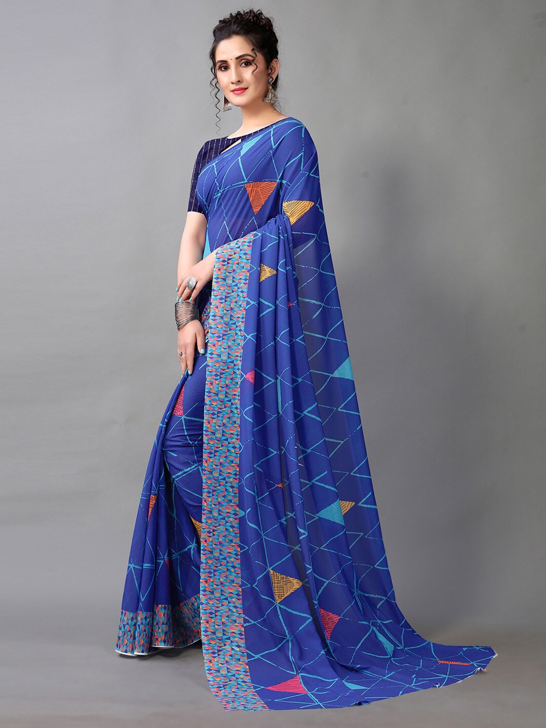 

HRITIKA Geometric Printed Saree, Blue