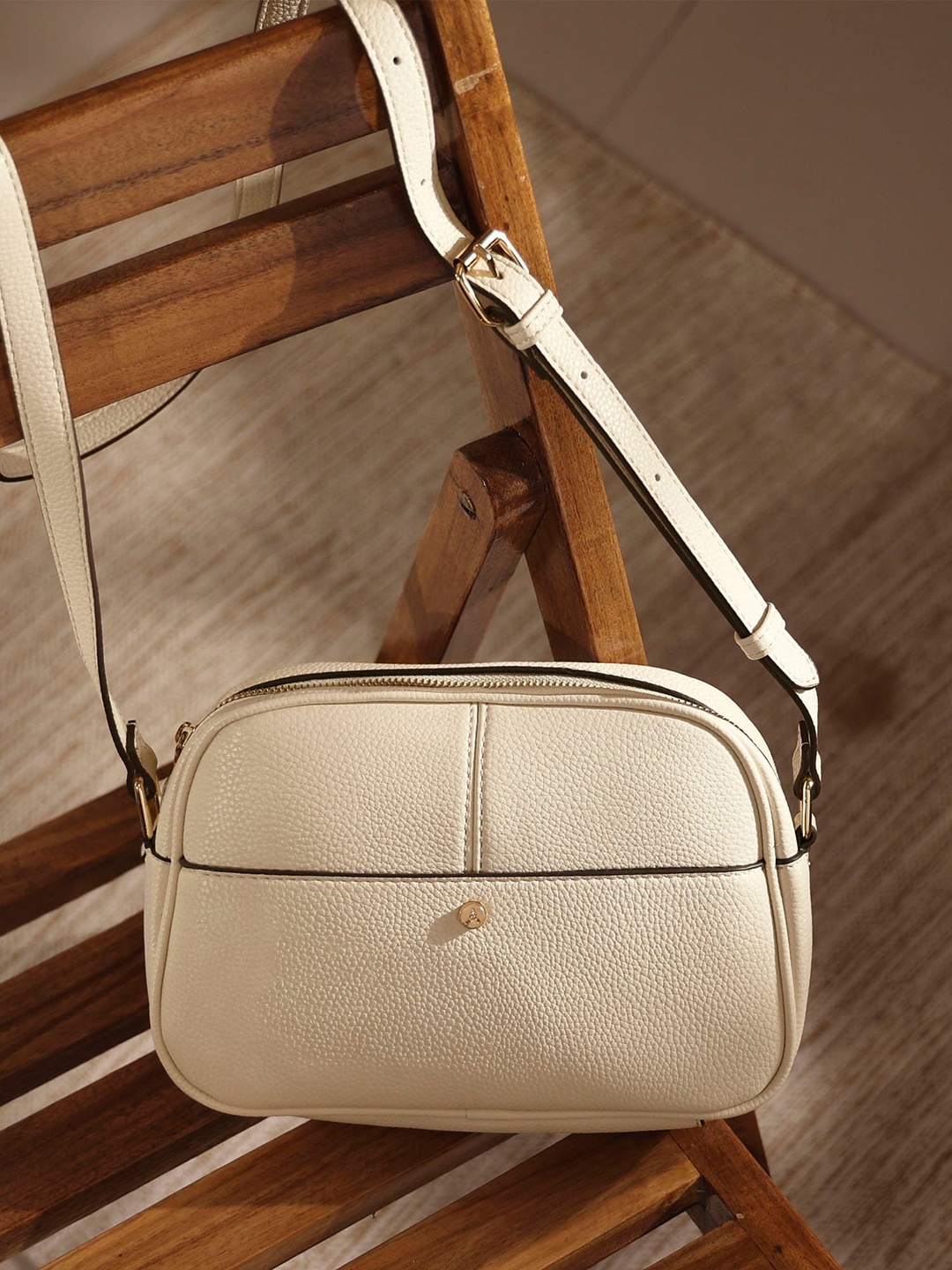 

Accessorize Abby Camera Bag, Cream