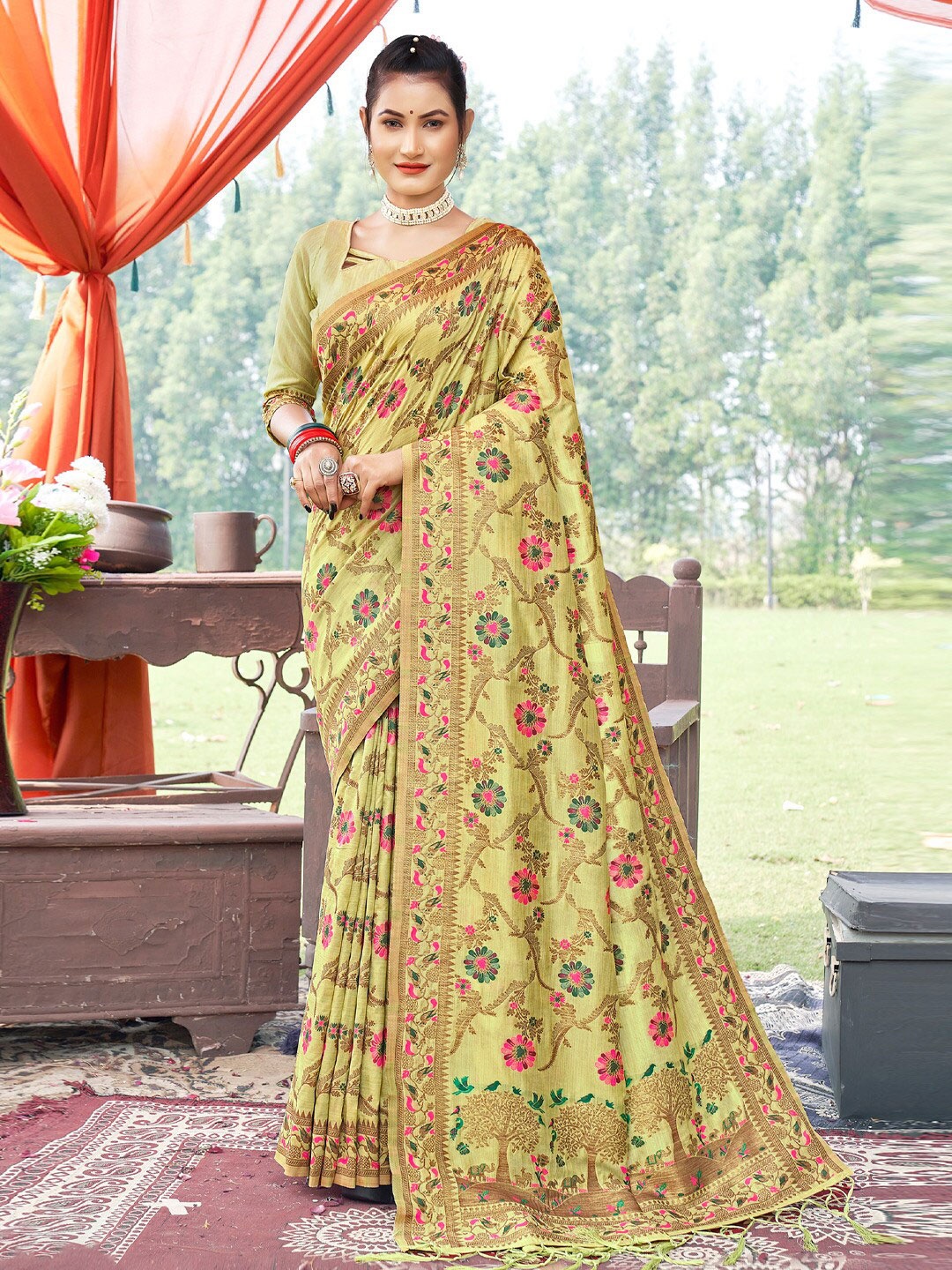 Mitera Ethnic Motifs Woven Design Zari Saree, Yellow