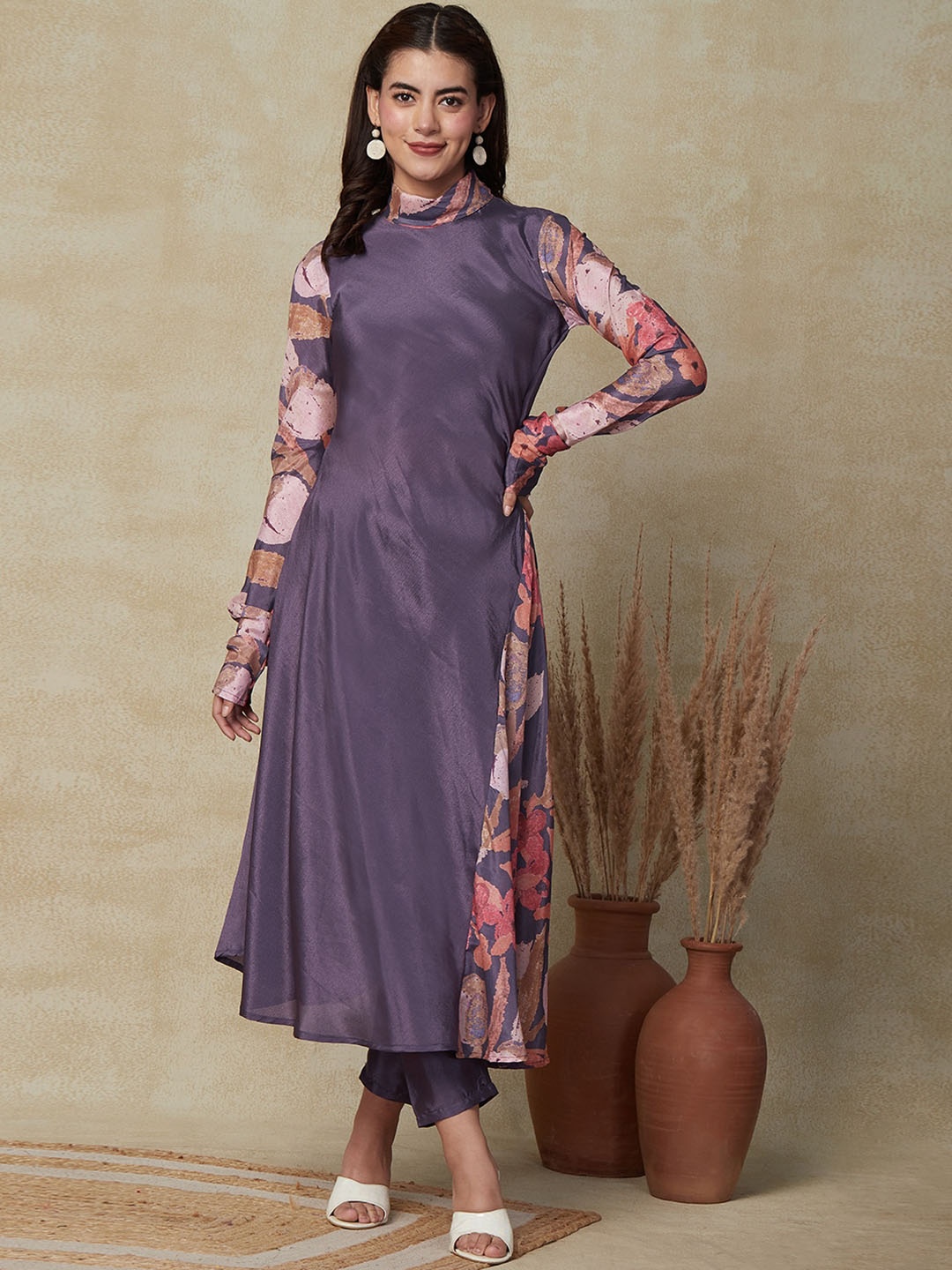 

FASHOR Floral Printed Mock Neck Long Sleeves A-Line Kurta with Trousers, Purple