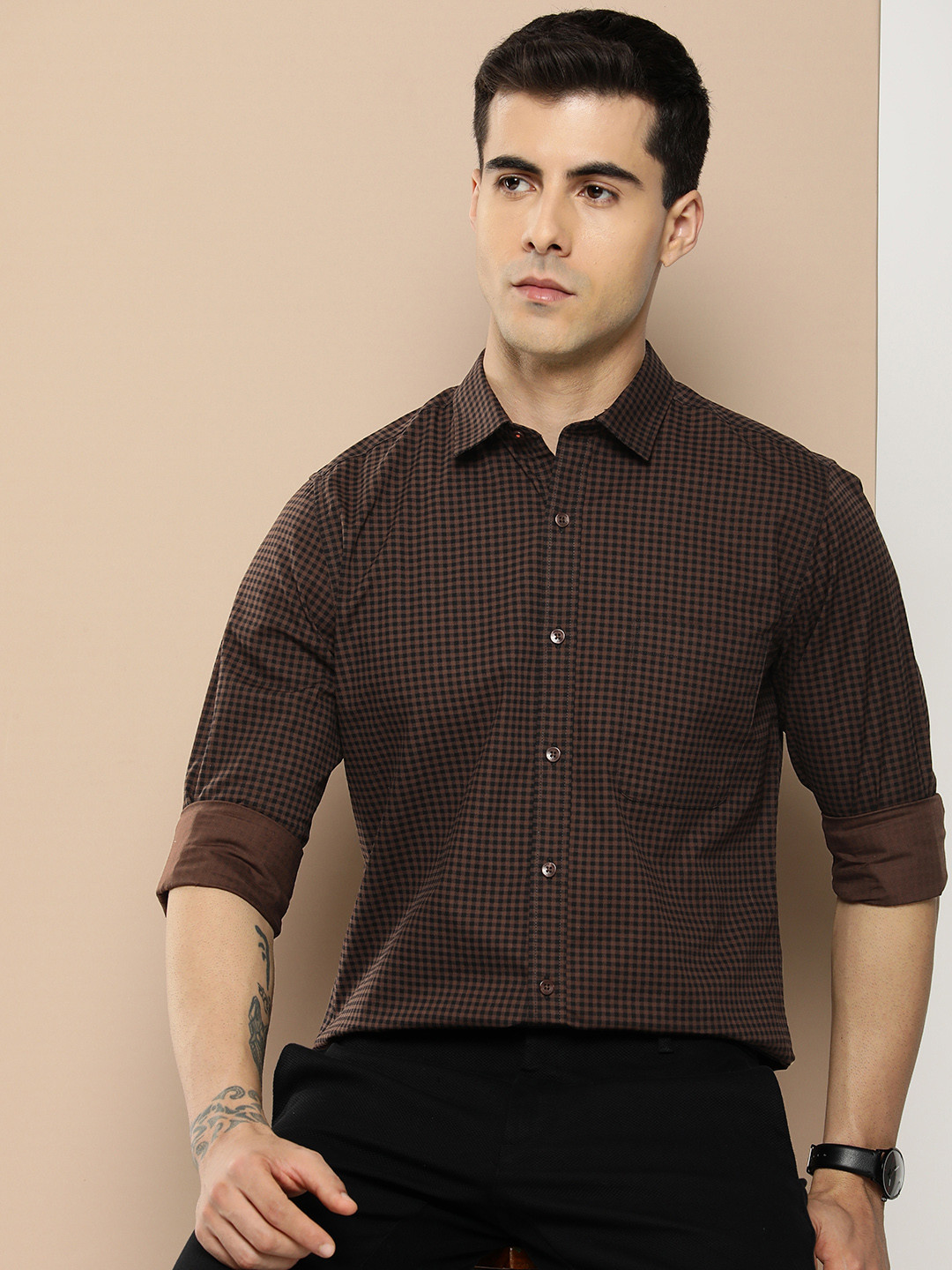 

INVICTUS Men Slim Fit Grid Tattersall Checked Cotton Semiformal Shirt, Brown