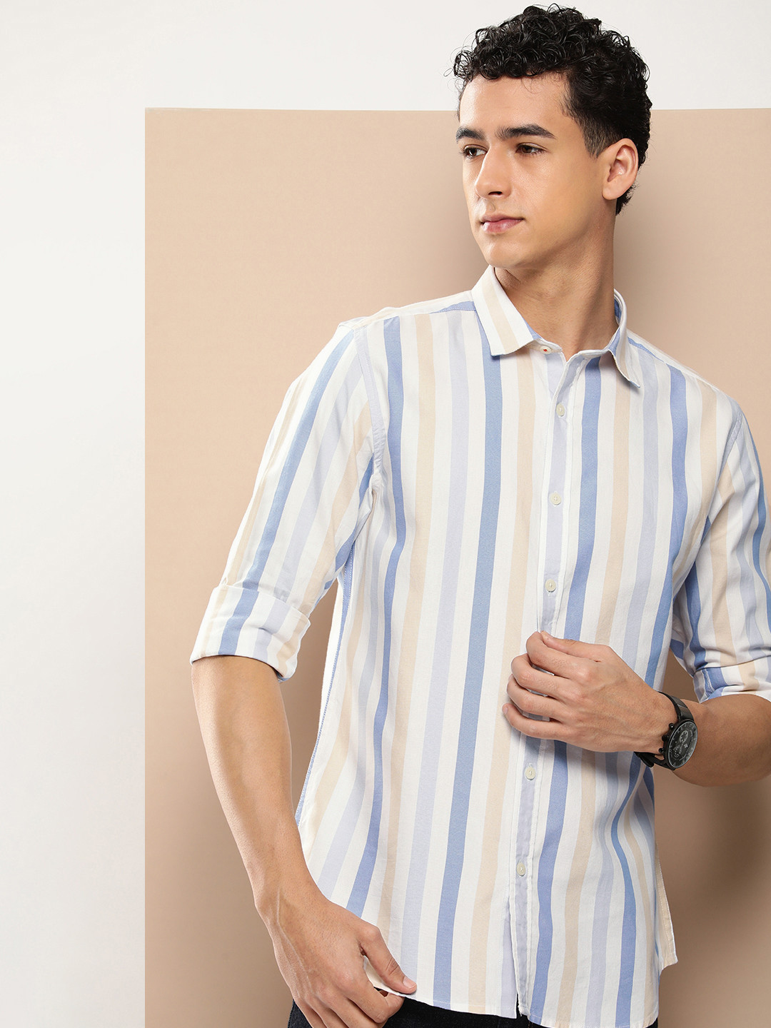 

INVICTUS Men Slim Fit Striped Pure Cotton Casual Shirt, Blue