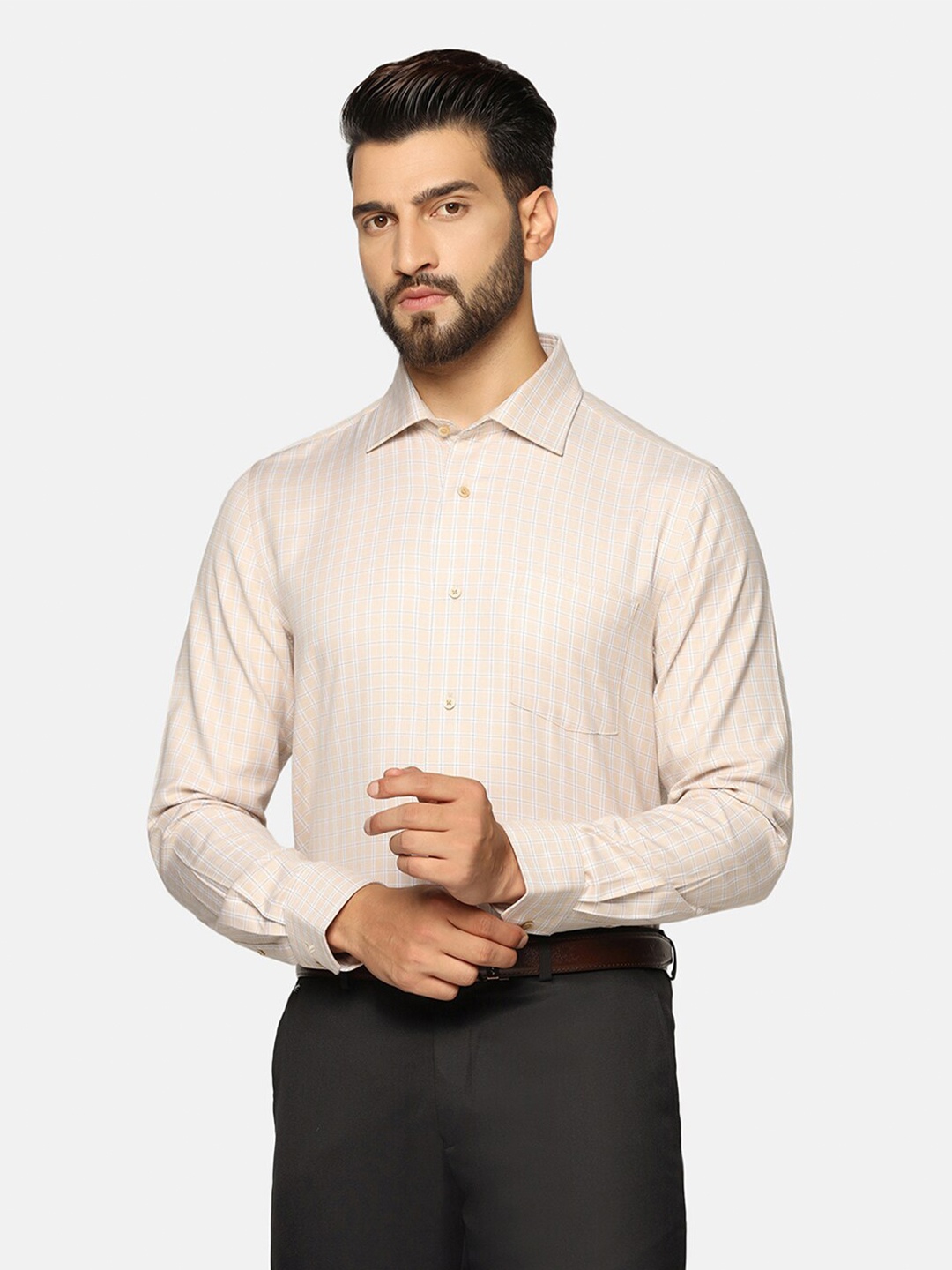 

Blackberrys Men India Slim Fit Temp Tech Formal Shirt, Beige