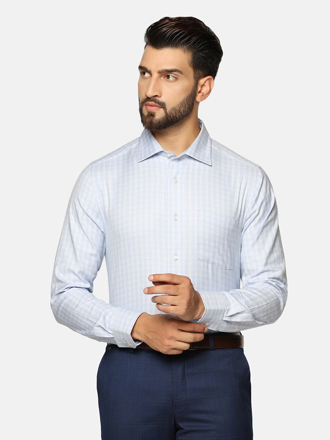 

Blackberrys Men India Slim Fit Temp Tech Formal Shirt, Blue