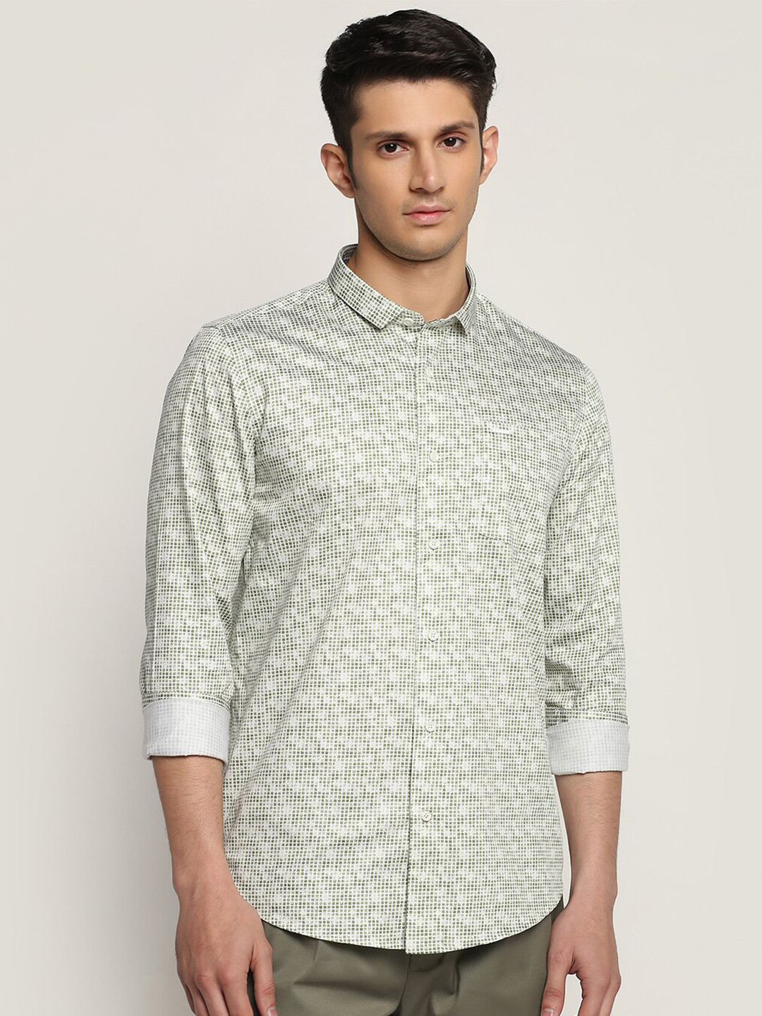 

Blackberrys Slim Fit Micro Ditsy Printed Cotton Casual Shirt, Green