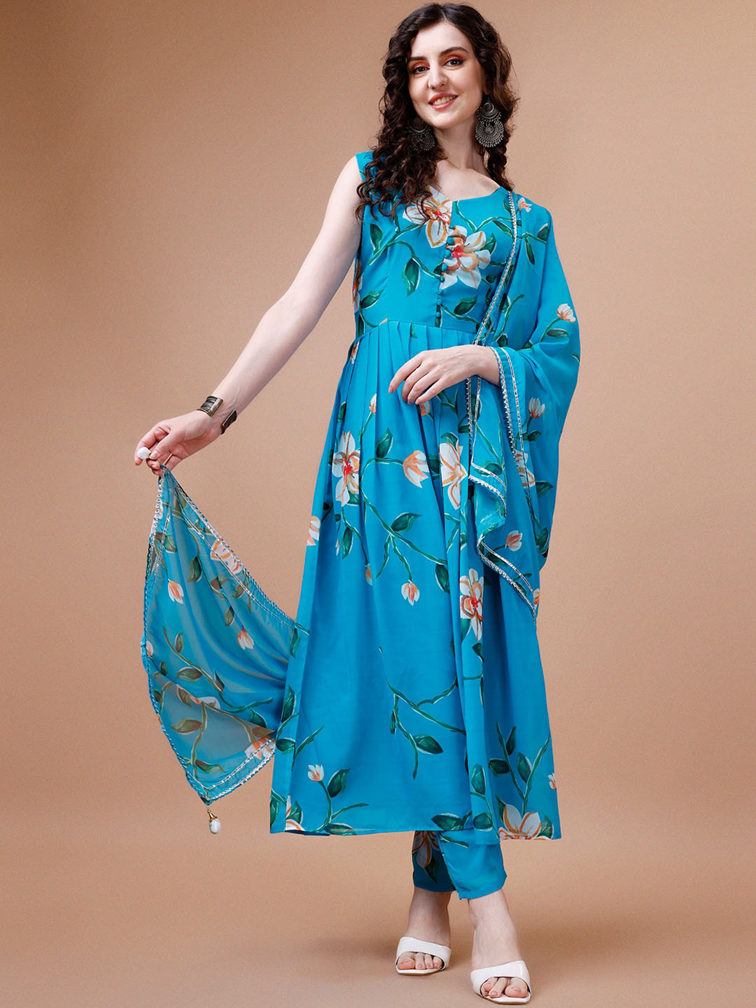 

HETVI CREATION Floral Printed V Neck Sleeveless Kurta with Trousers & With Dupatta, Blue