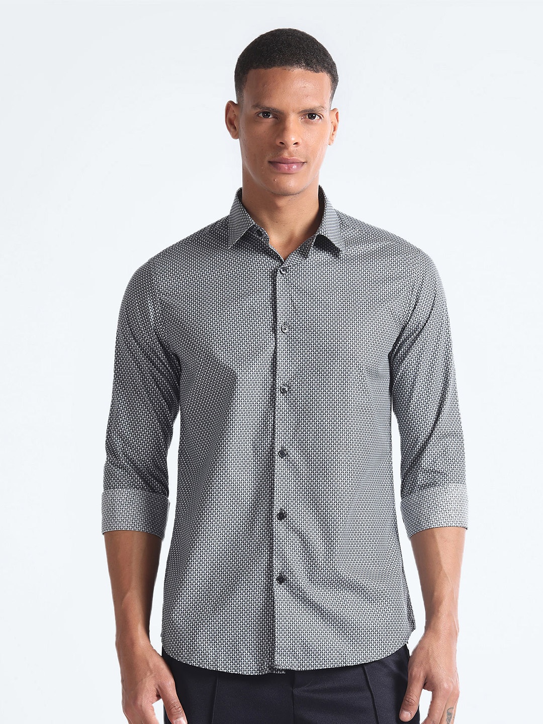 

Flying Machine Slim Fit Opaque Printed Cotton Casual Shirt, Grey