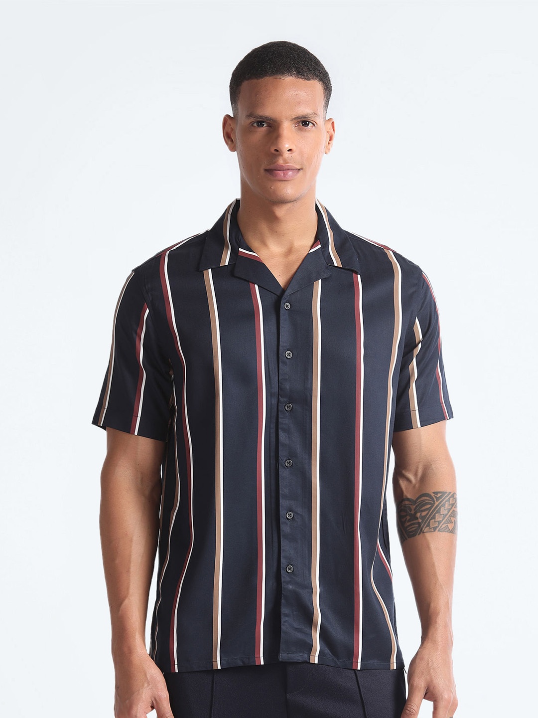 

Flying Machine Slim Fit Opaque Striped Cotton Casual Shirt, Blue