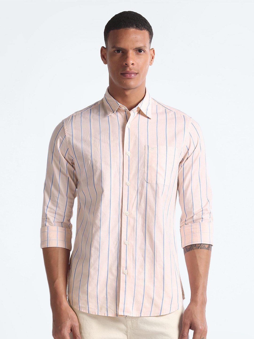 

Flying Machine Vertical Striped Cotton Slim Fit Opaque Casual Shirt, Pink