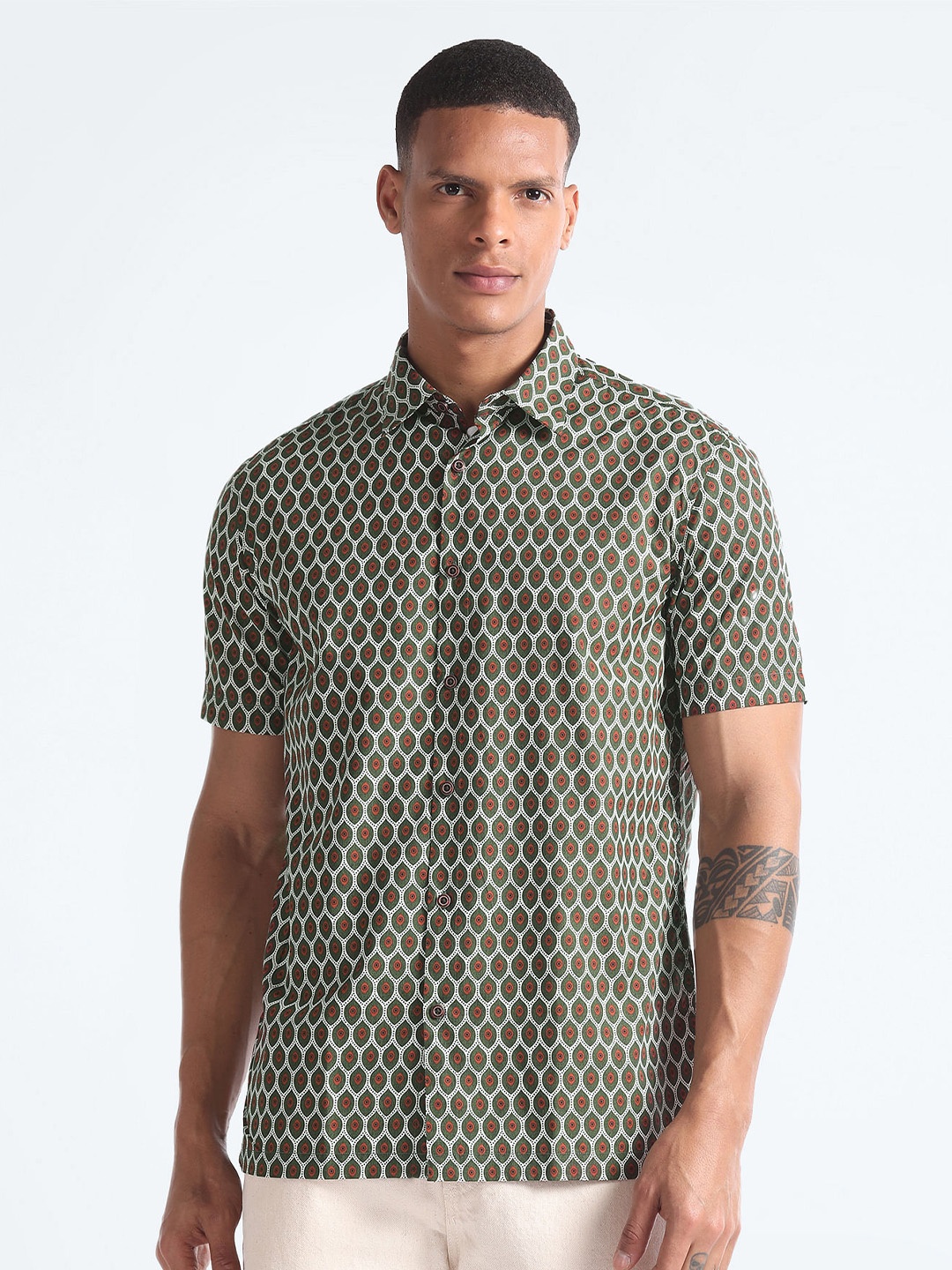 

Flying Machine Ethnic Motifs Printed Slim Fit Opaque Printed Casual Shirt, Green