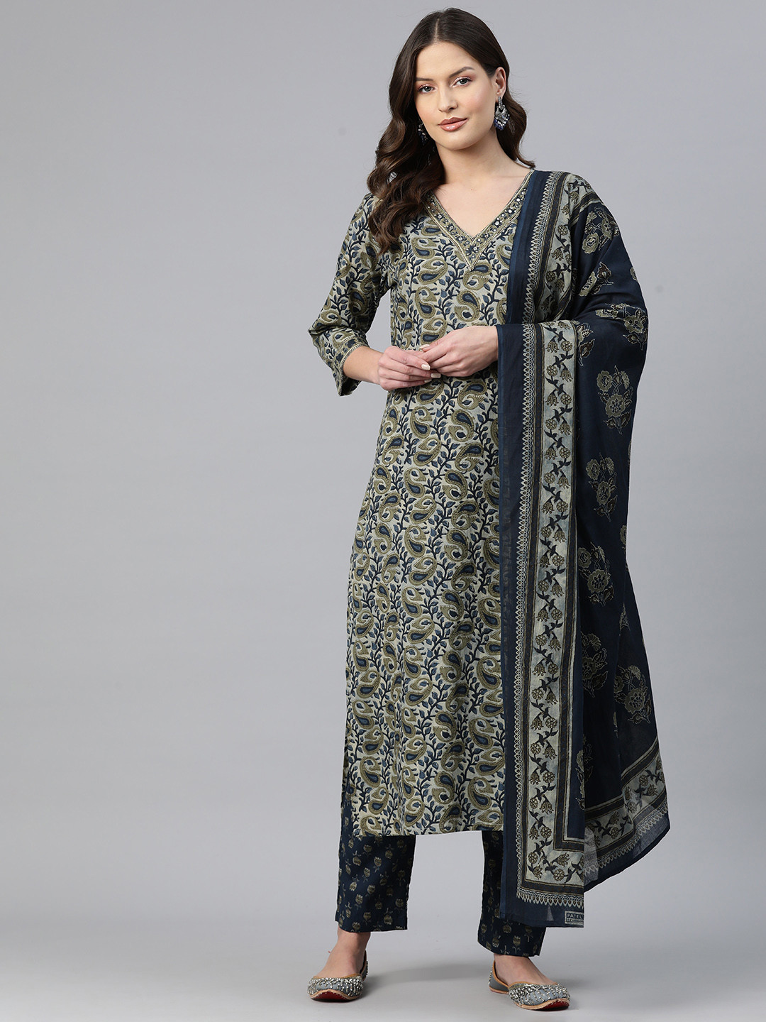 

Readiprint Fashions Paisley Printed Sequinned Pure Cotton Kurta with Trousers & Dupatta, Navy blue