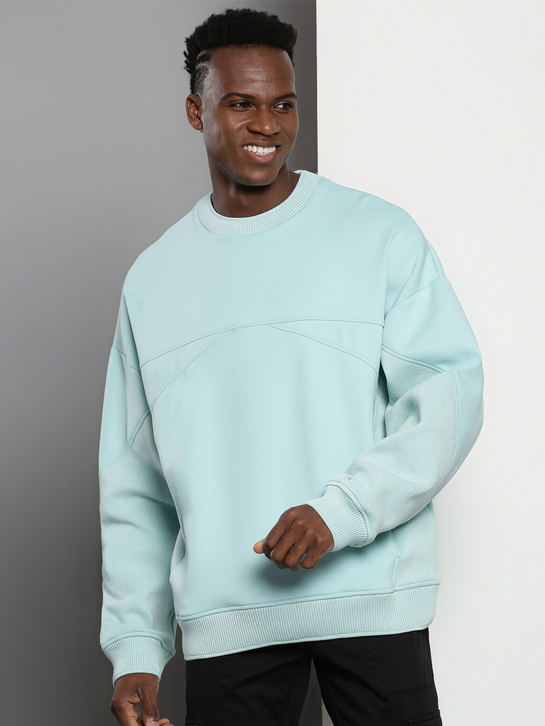 

Calvin Klein Jeans Round Neck Sweatshirt, Blue