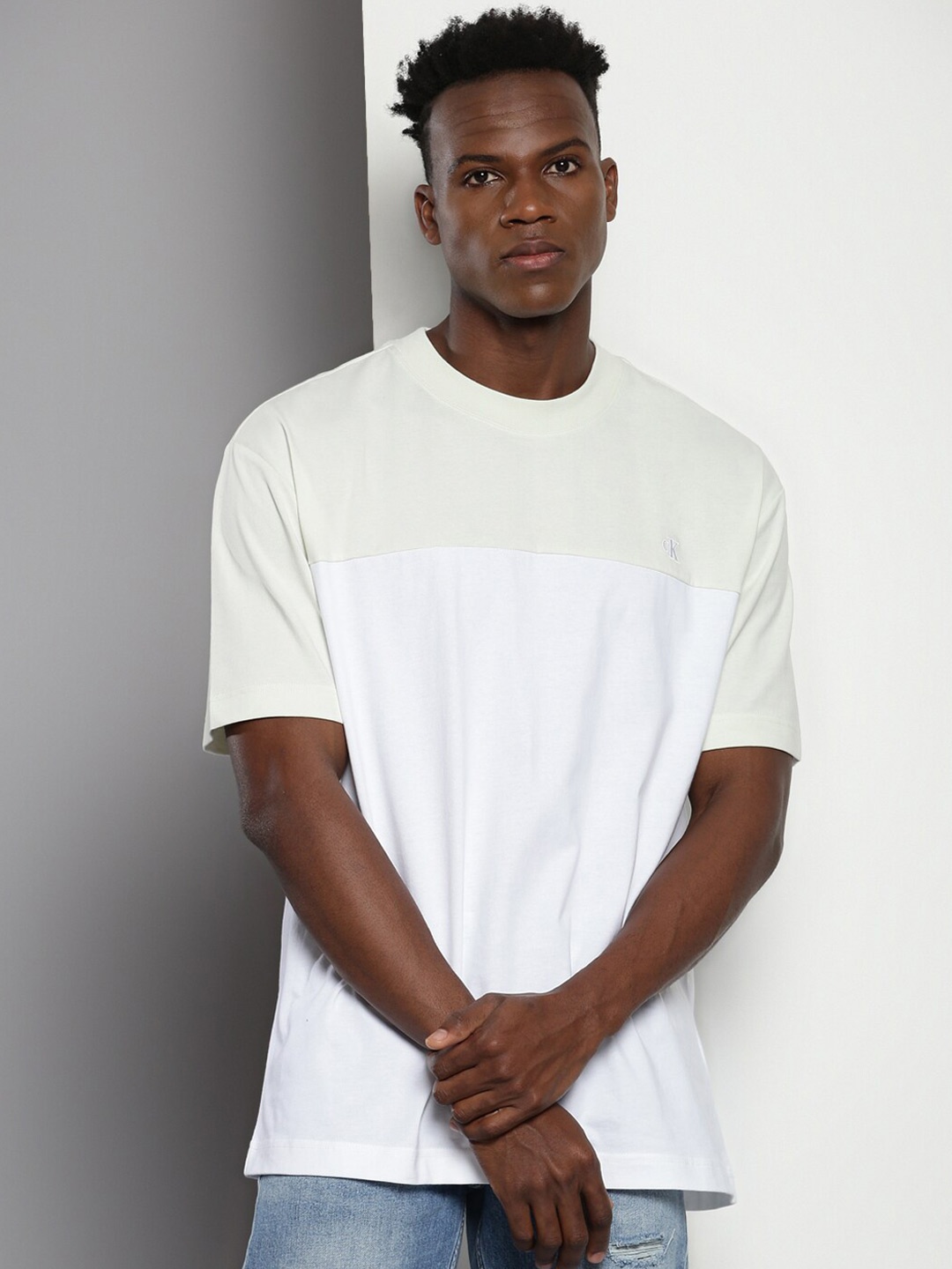 

Calvin Klein Jeans Round Neck Relaxed Fit Pure Cotton T-shirt, White