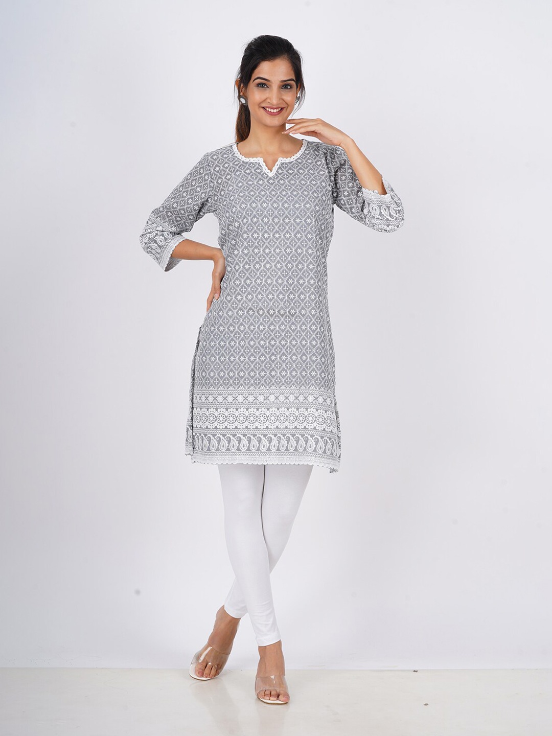

BAESD Ethnic Motifs Embroidered Chikankari Pure Cotton Kurti, Grey