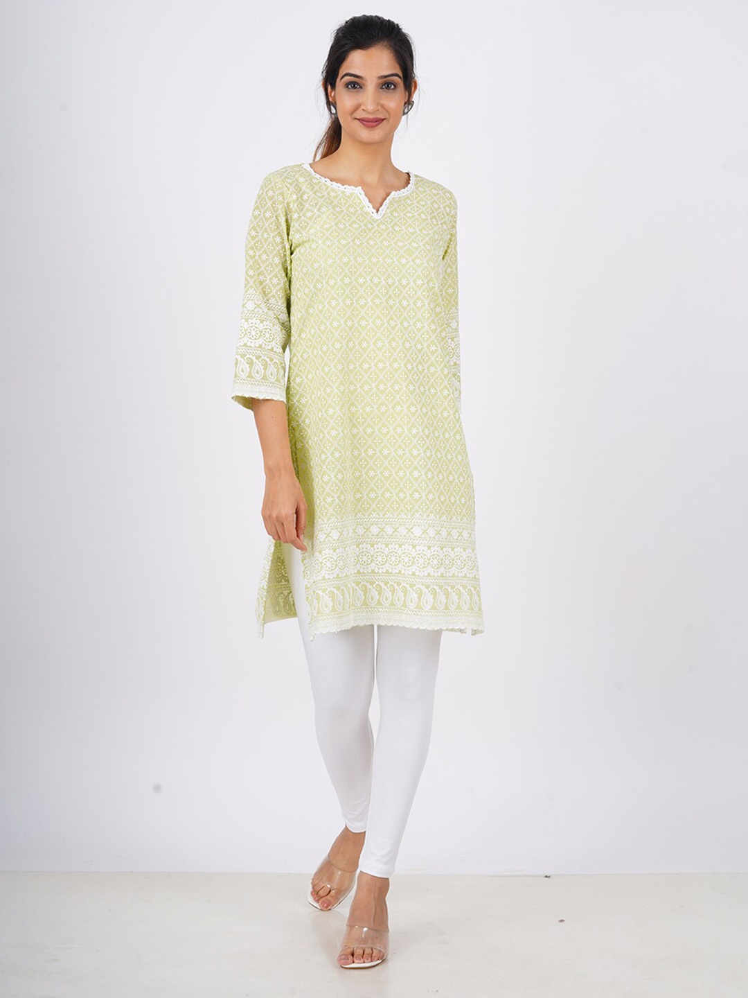 

BAESD Geometric Embroidered Chikankari V-Neck Pure Cotton Kurti, Cream