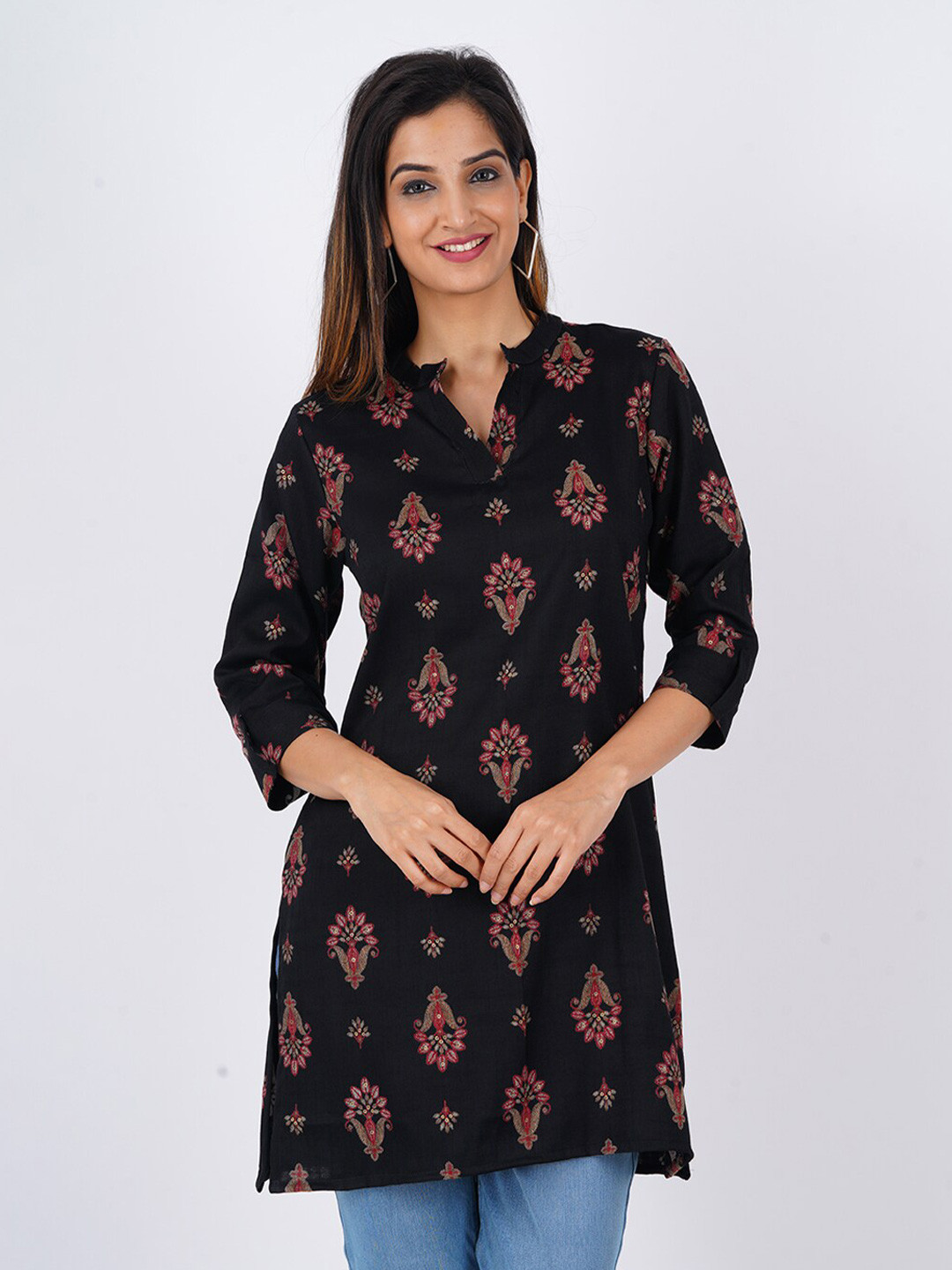 

BAESD Ethnic Motifs Printed Pure Cotton Kurti, Black