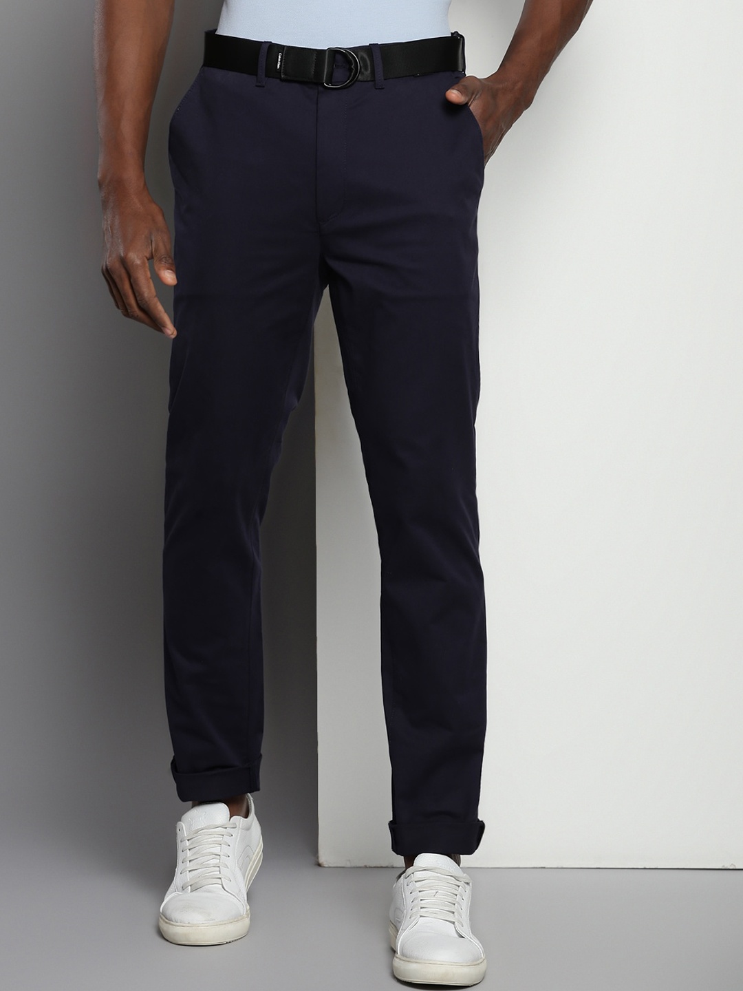 

Calvin Klein Jeans Men Slim Fit Trousers, Navy blue