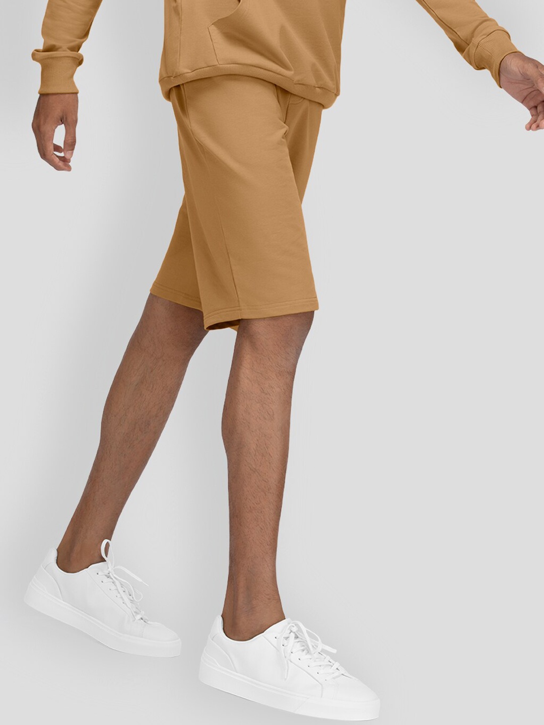 

PANGOLIN Men Mid-Rise Shorts, Brown