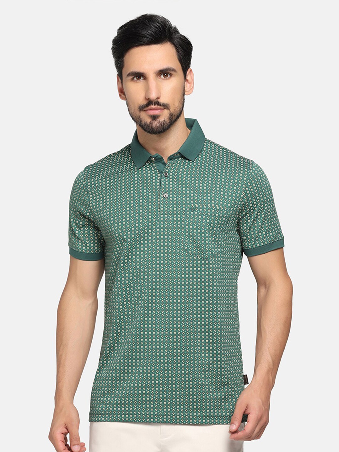 

Blackberrys Geometric Printed Polo Collar Slim Fit Cotton T-shirt, Green